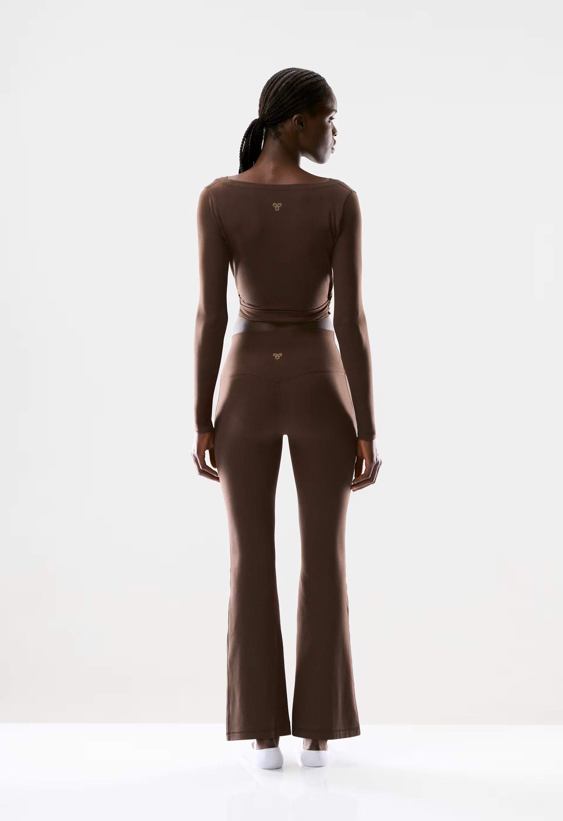 BUTTER Focal Wrap Longsleeve - RICH MOCHA BROWN