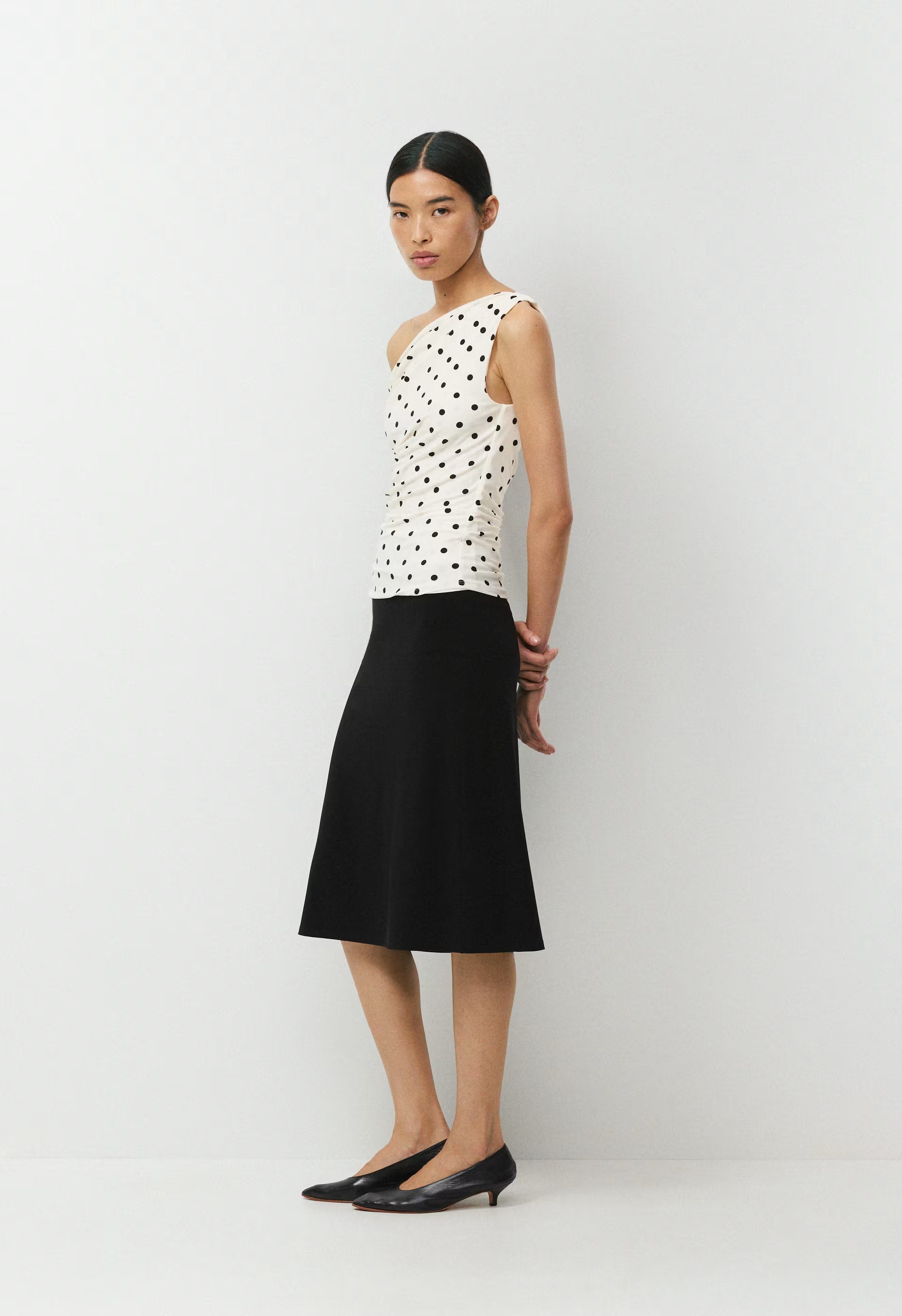 Smooth Matter™ Gallery Top - LIGHT BIRCH/BLACK