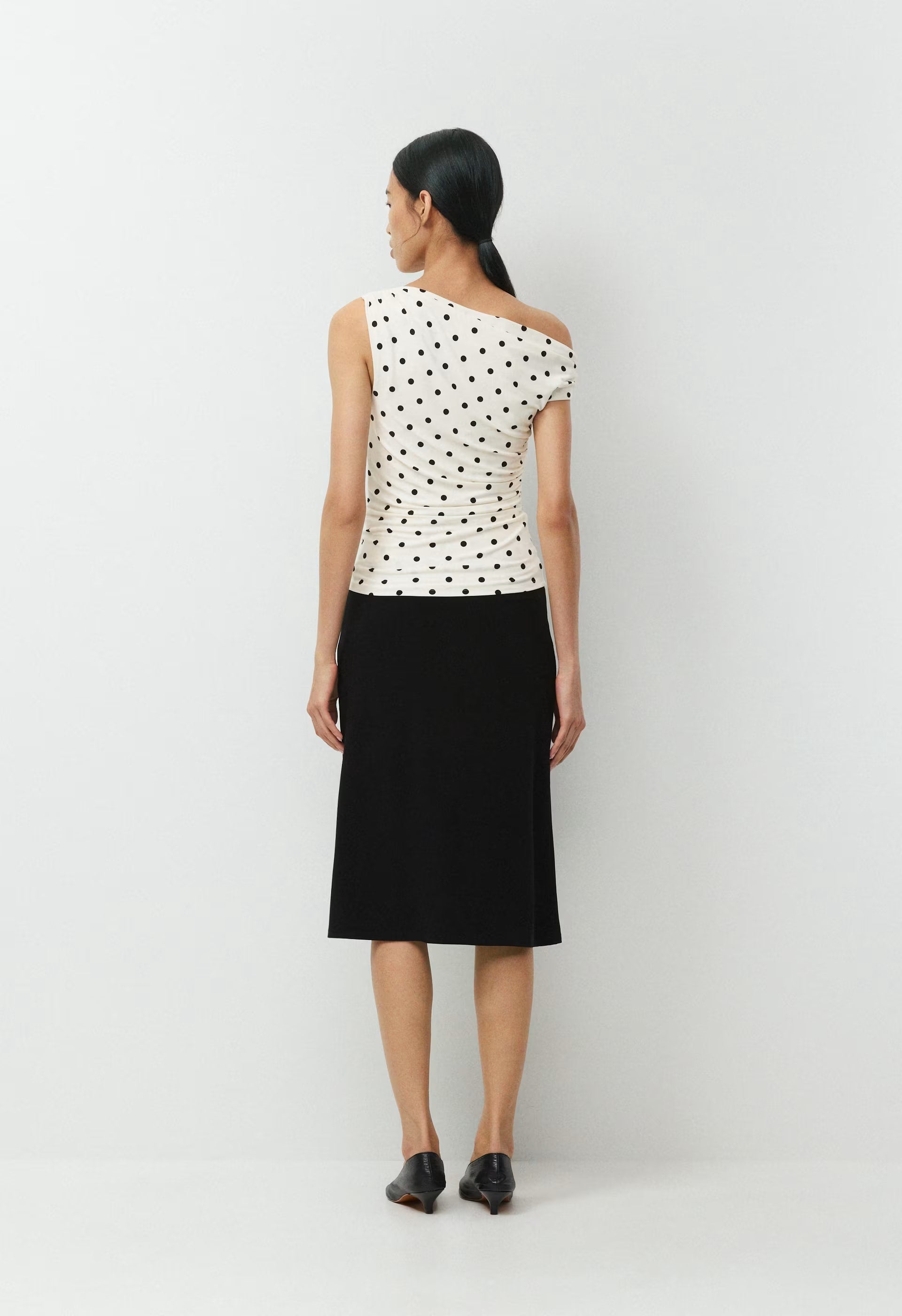 Smooth Matter™ Gallery Top - LIGHT BIRCH/BLACK