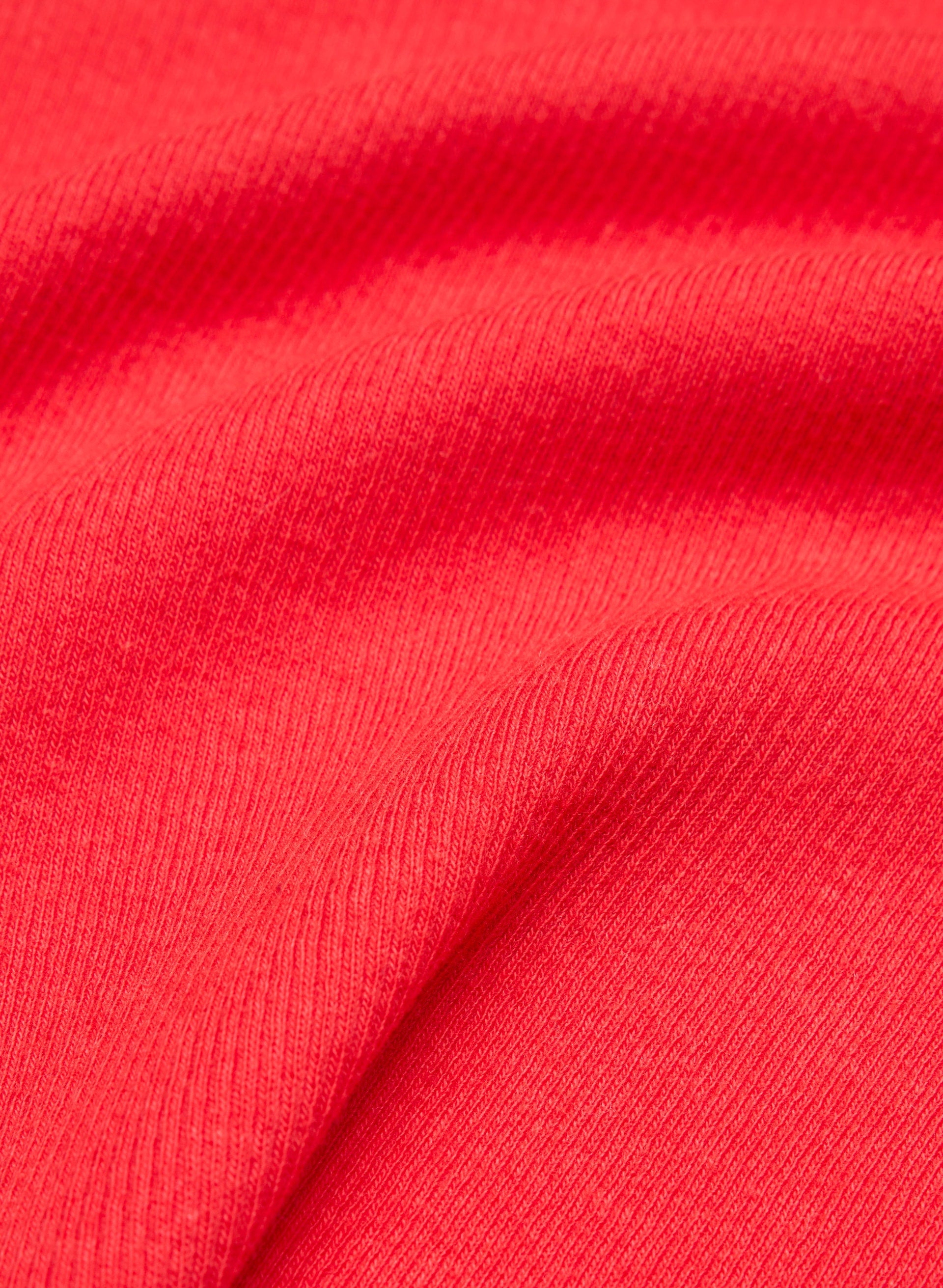 HomeStretch™ Rib Tune Waist T-Shirt - CHERRYBOMB RED