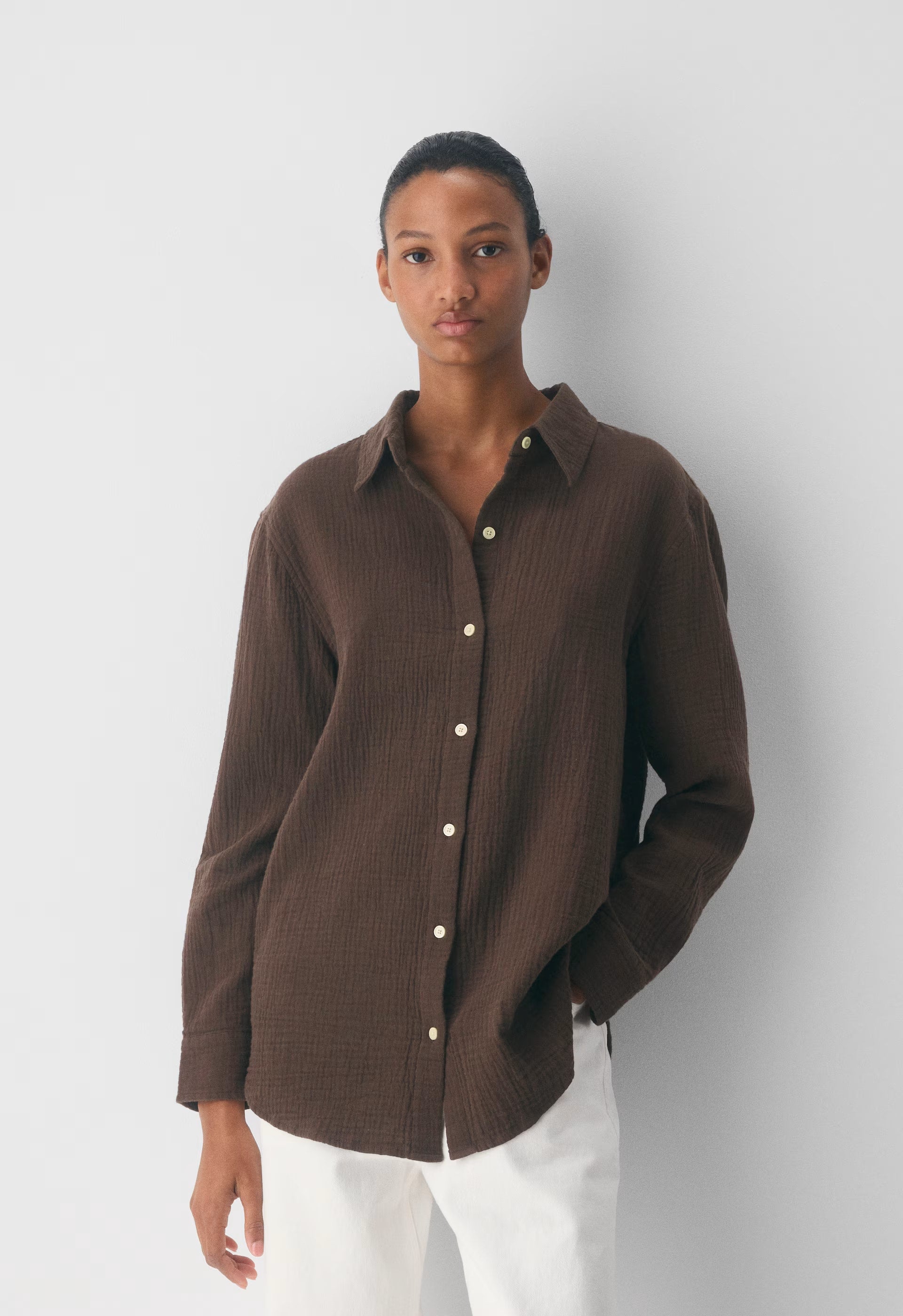 AirPlush Cotton™ Sail Shirt - RICH MOCHA BROWN