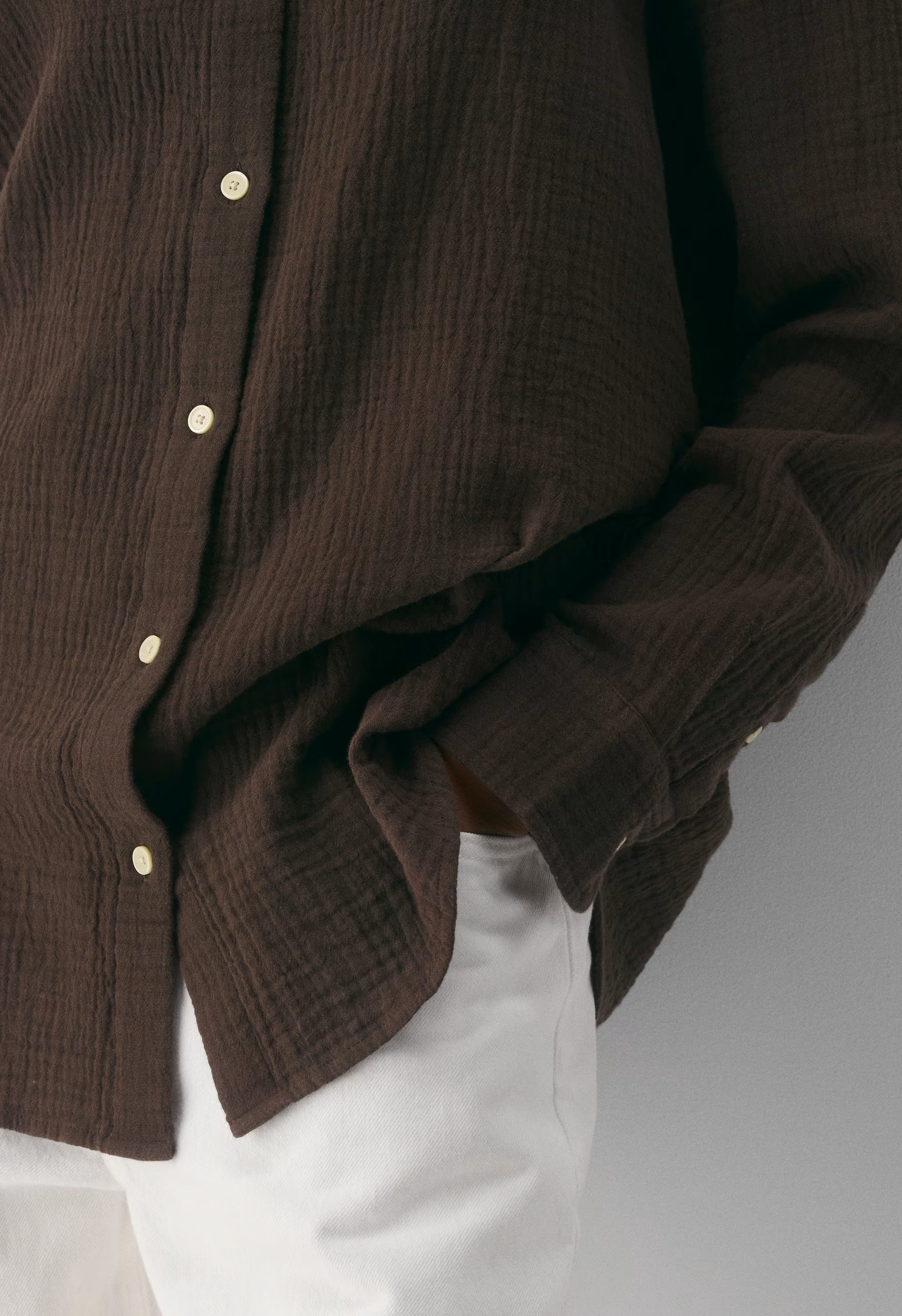 AirPlush Cotton™ Sail Shirt - RICH MOCHA BROWN