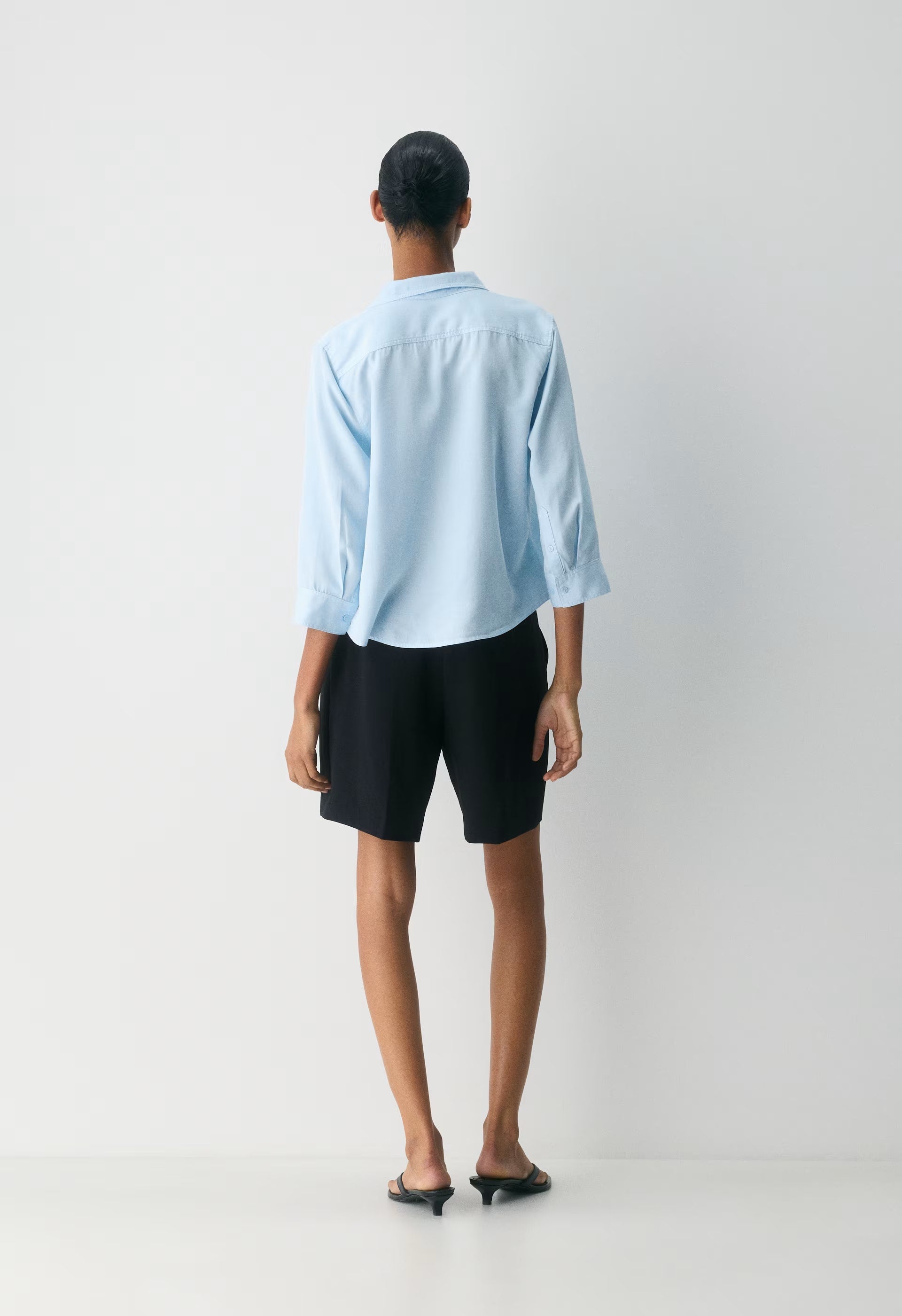 Persona Shirt - VNTG VLL BLUE