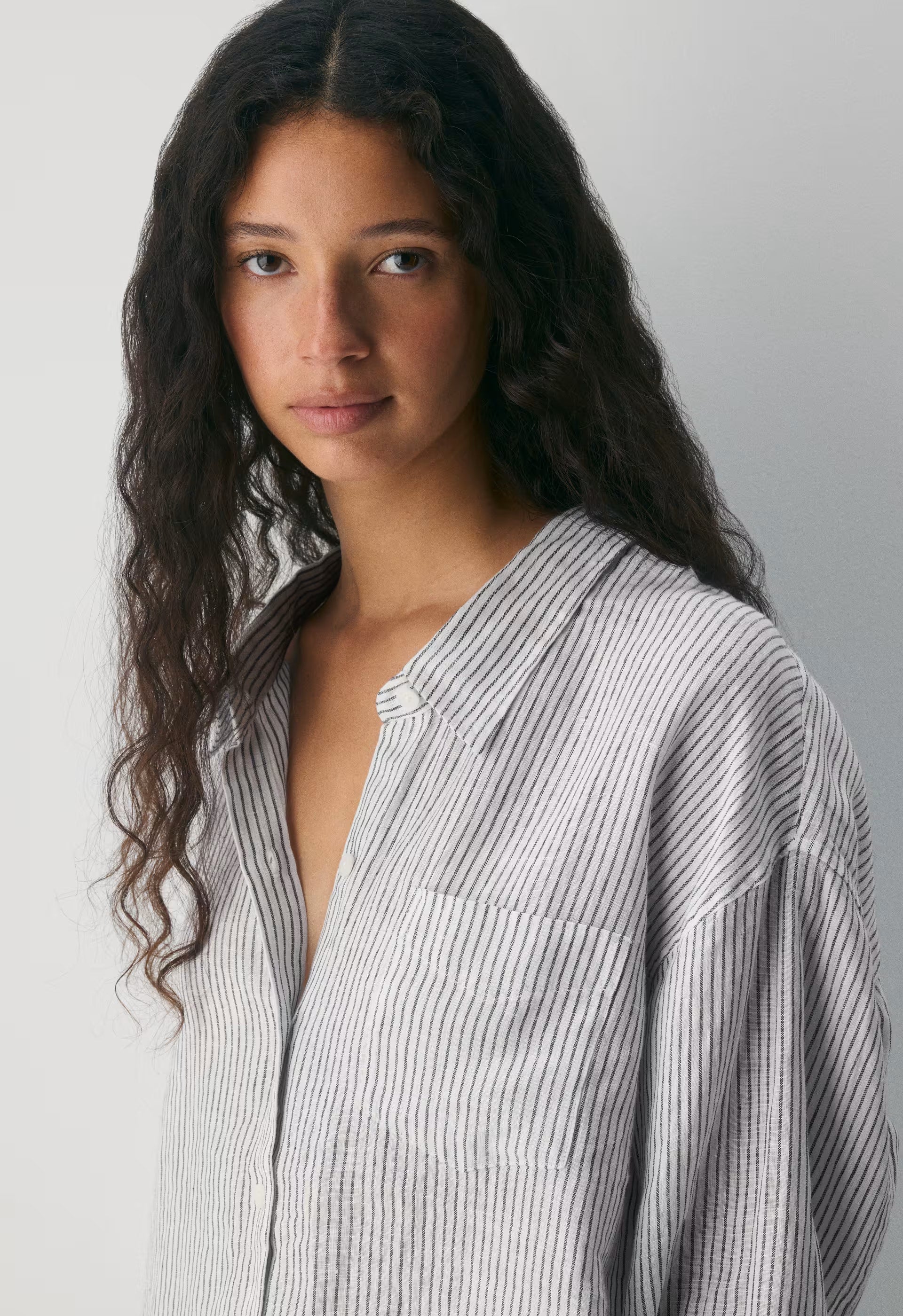 Reminisce Relaxed Linen Shirt - MILN STRIPE W/HRBR NV