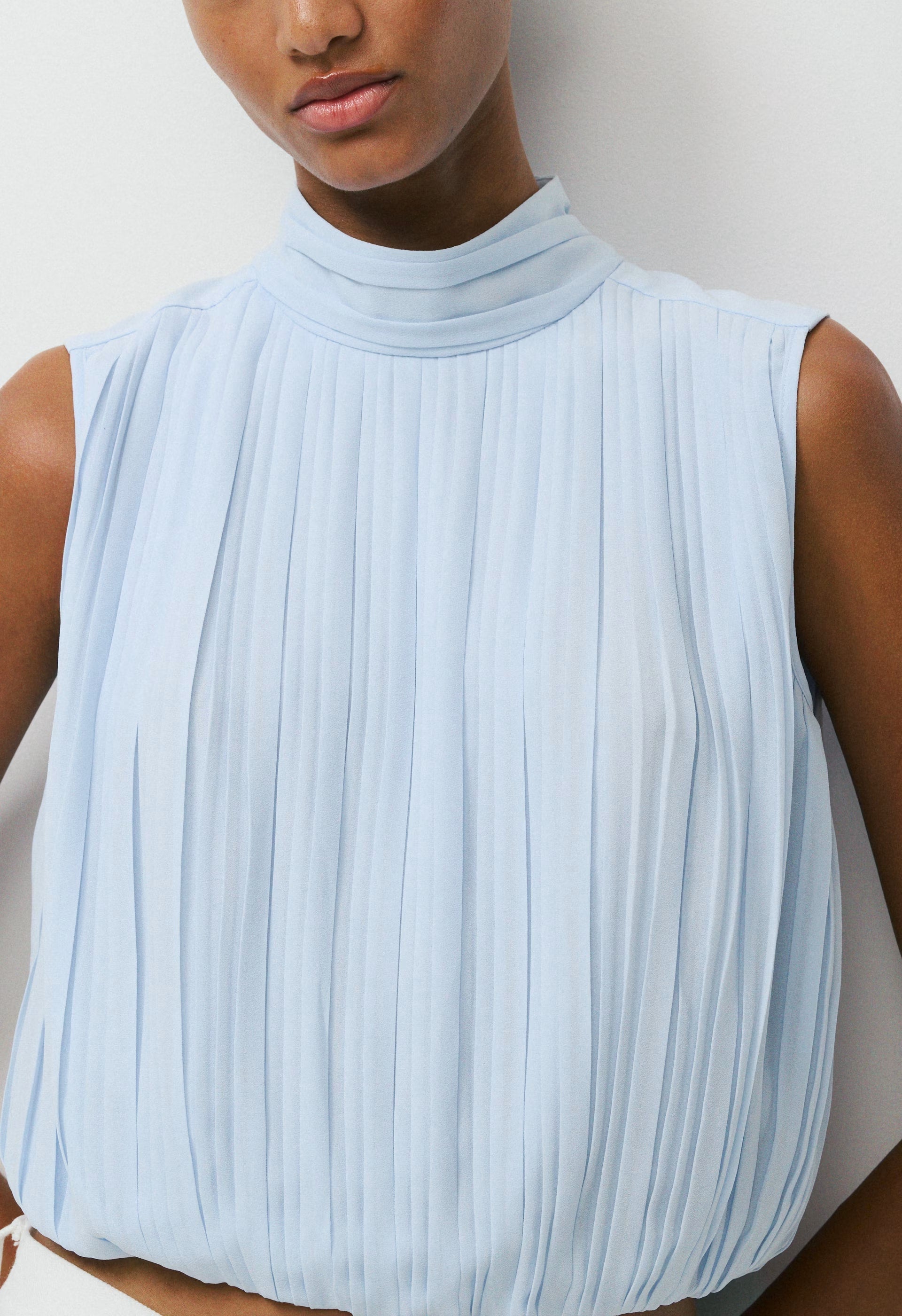 Ezra Top - MIDDAY BLUE
