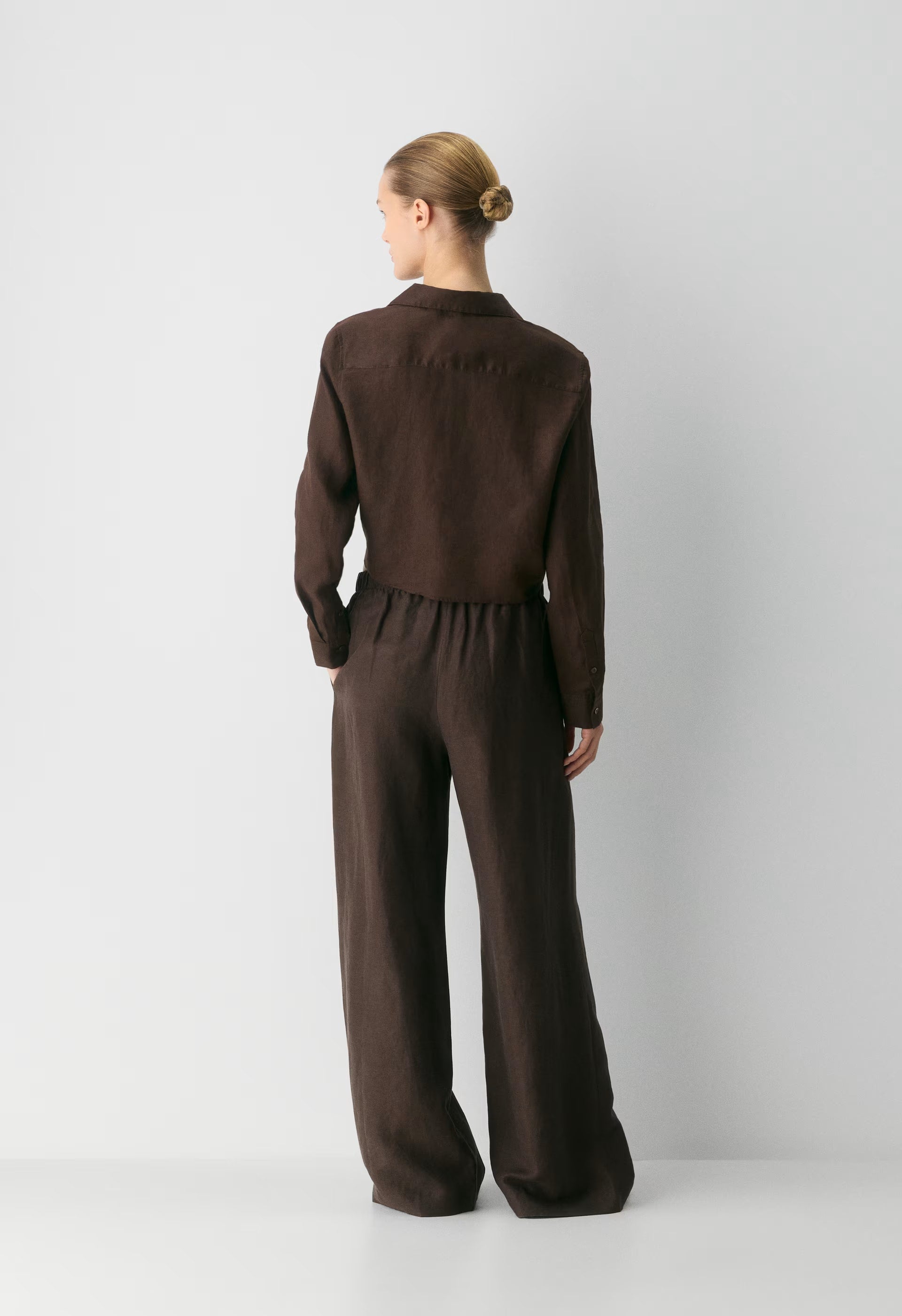 Connection Linen Blouse - RICH MOCHA BROWN