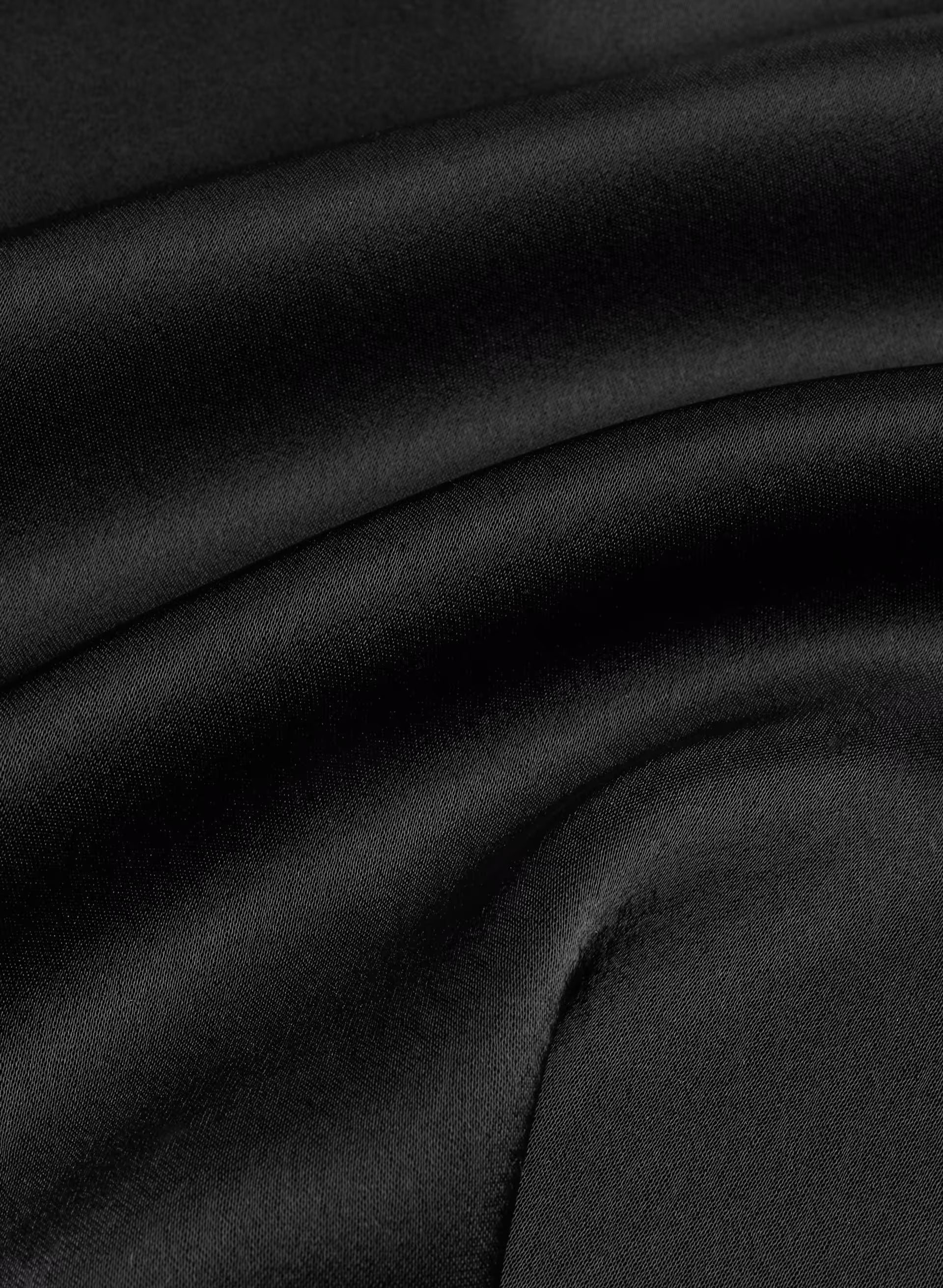 Asset Satin Top - BLACK