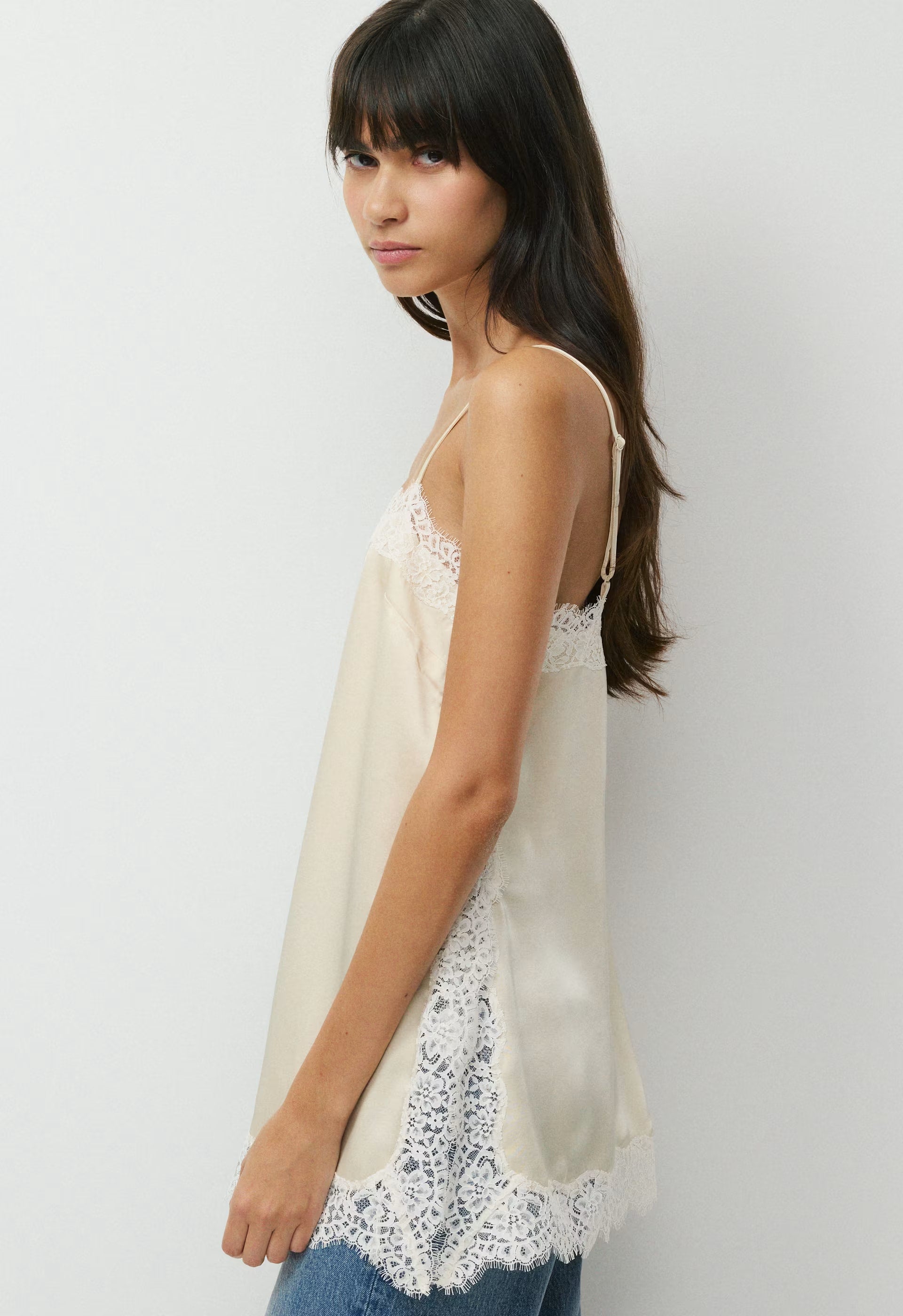 Serif Satin Camisole - SS CREAM/LIGHT BIRCH