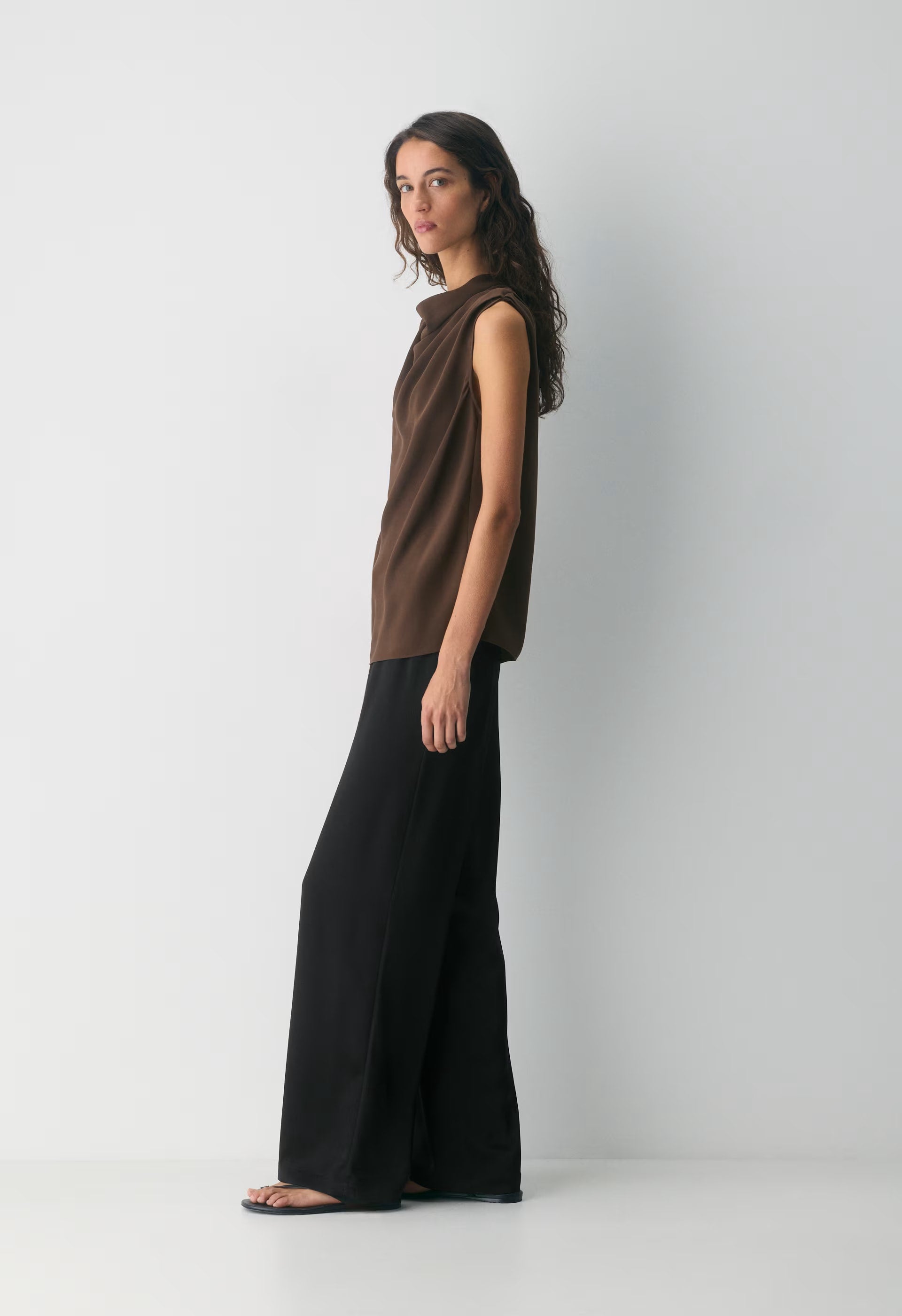 Carter Blouse - RICH MOCHA BROWN
