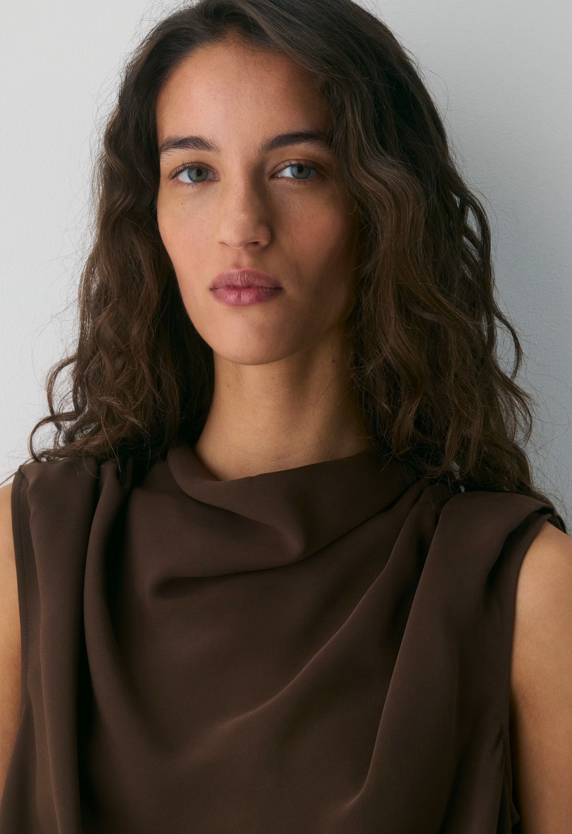 Carter Blouse - RICH MOCHA BROWN