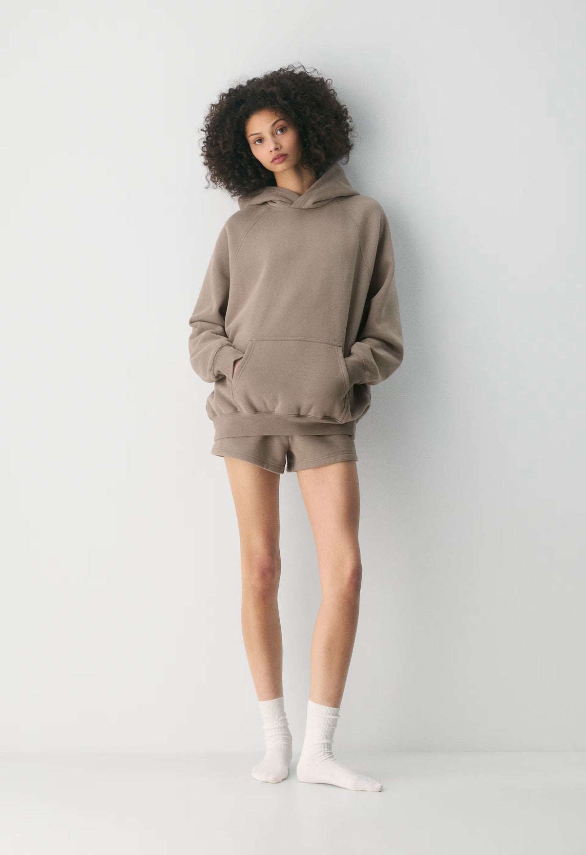 Cozy Sweatfleece Mega Raglan™ Hoodie - NOMAD TAUPE