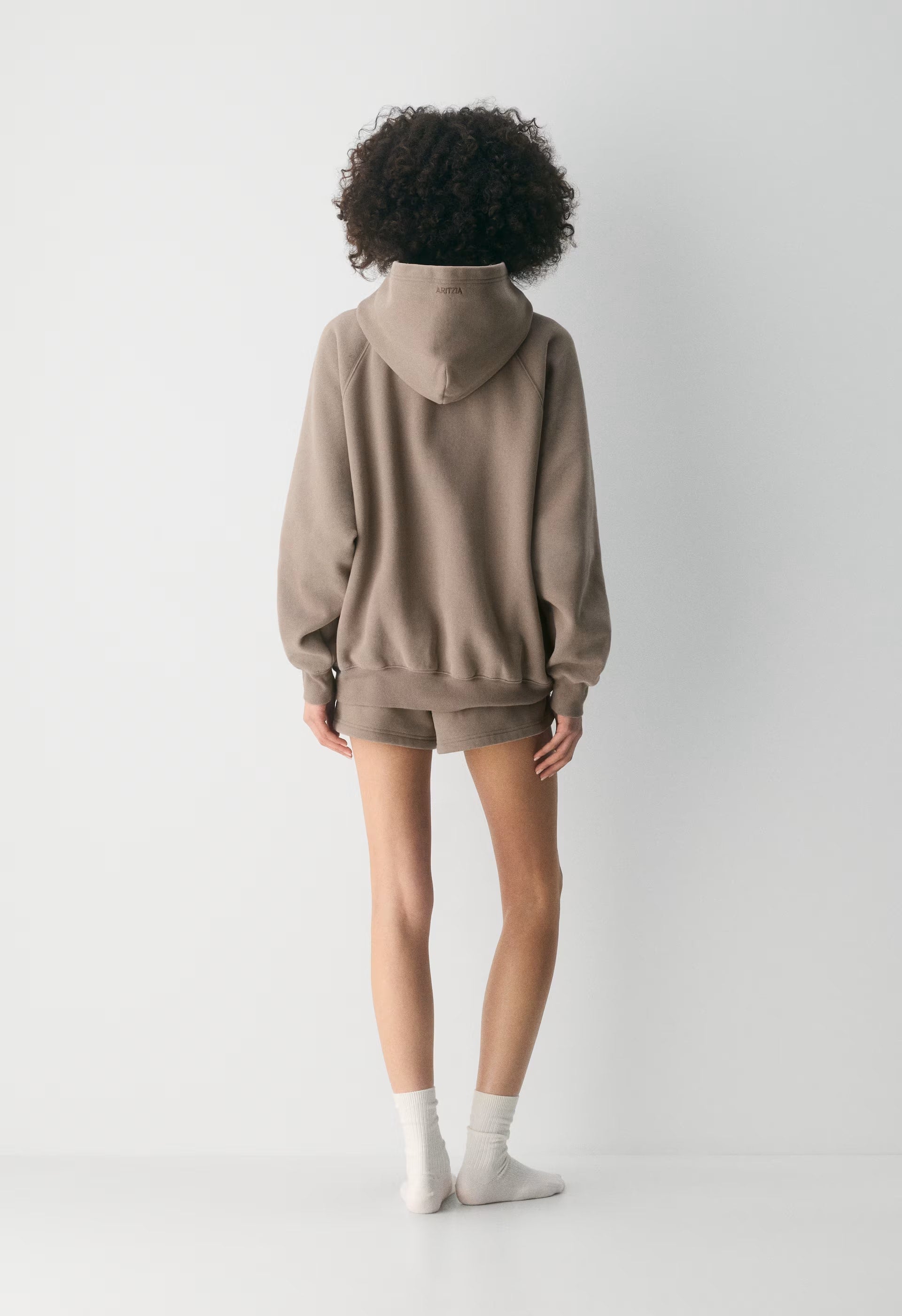 Cozy Sweatfleece Mega Raglan™ Hoodie - NOMAD TAUPE