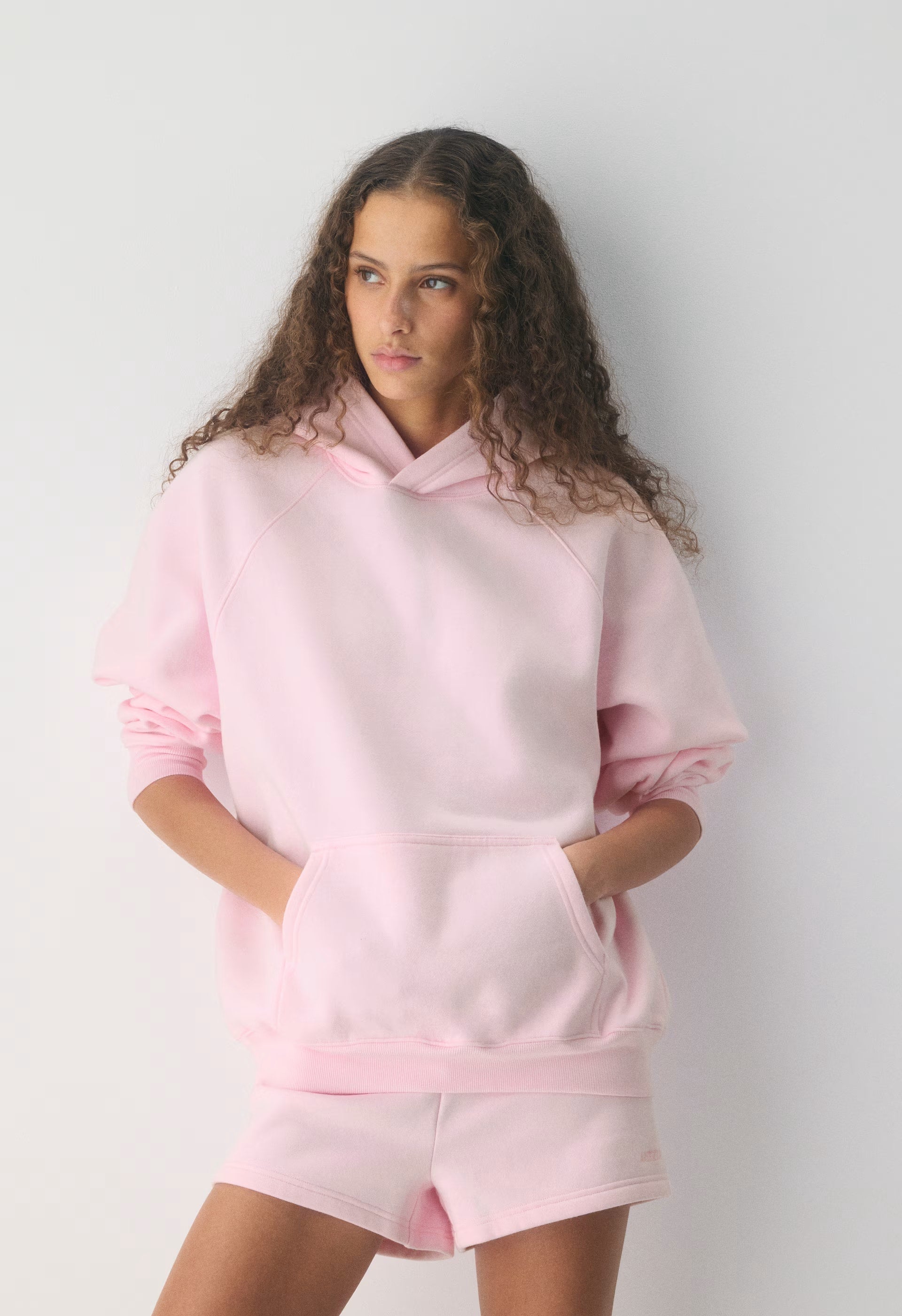 Cozy Sweatfleece Mega Raglan™ Hoodie - VILLA PINK