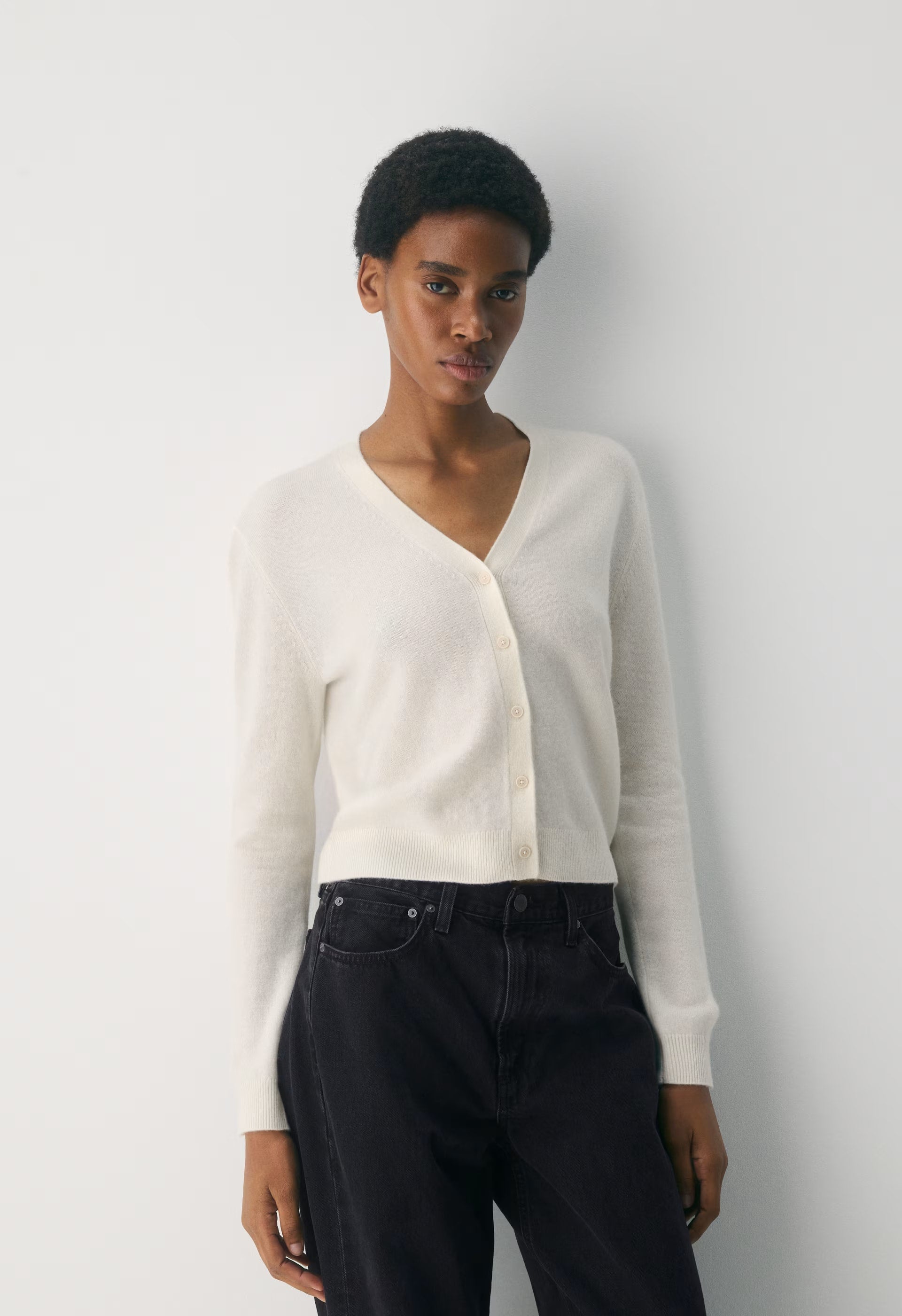 Bare Cashmere Laureate Cardigan - LIGHT BIRCH