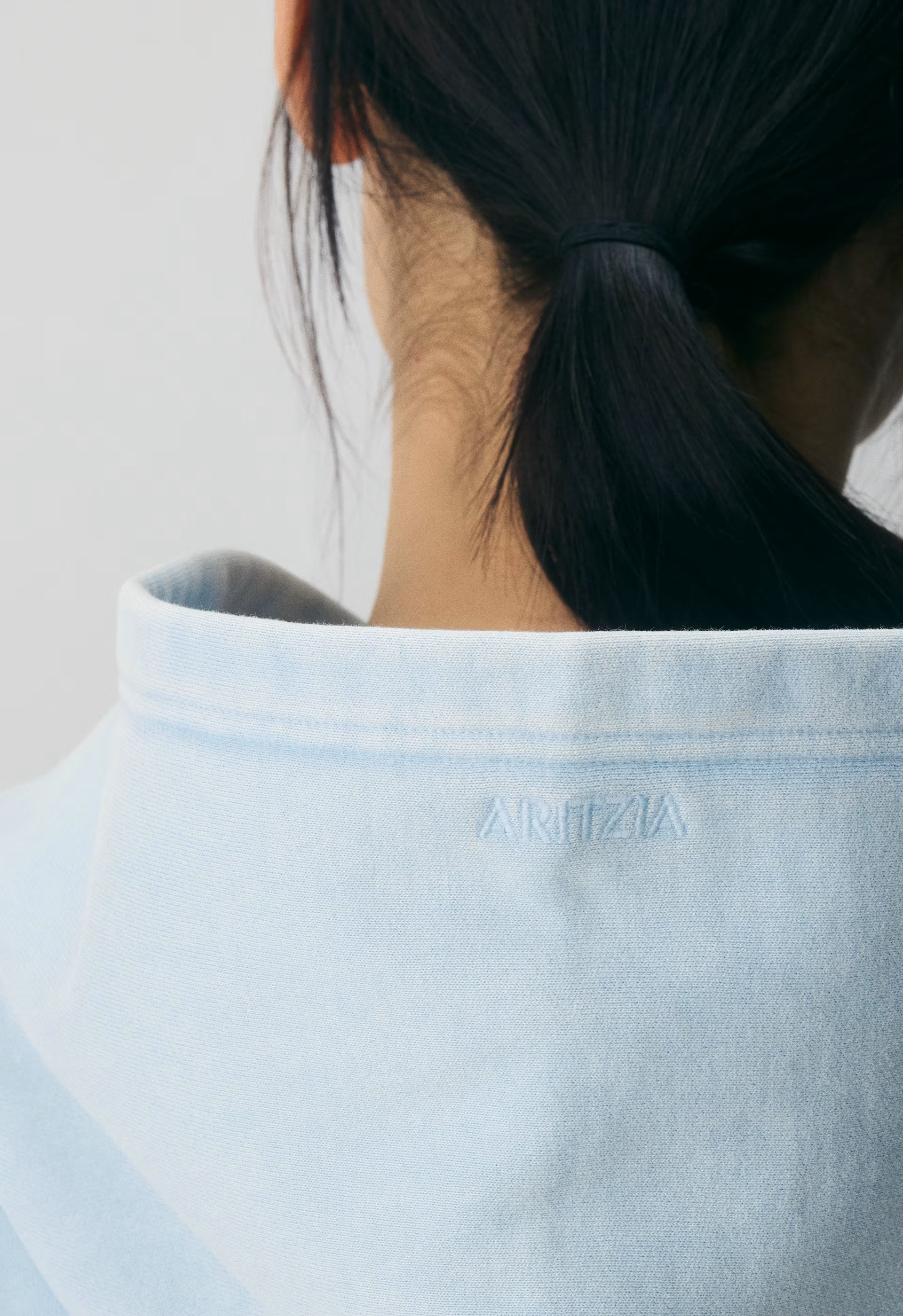 Cozy Sweatfleece Mega Raglan™ Hoodie - NO-STRESS BEACH BLUE