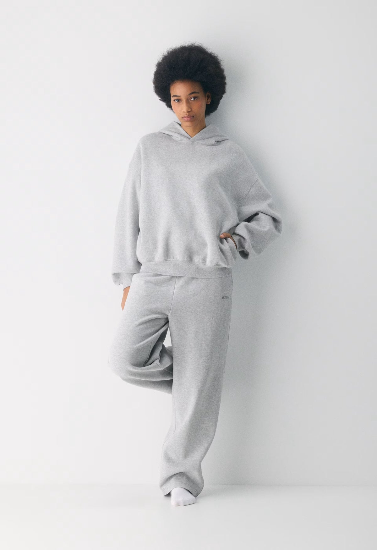 Cozy Sweatfleece Mega Hoodie - HEATHER CHROME