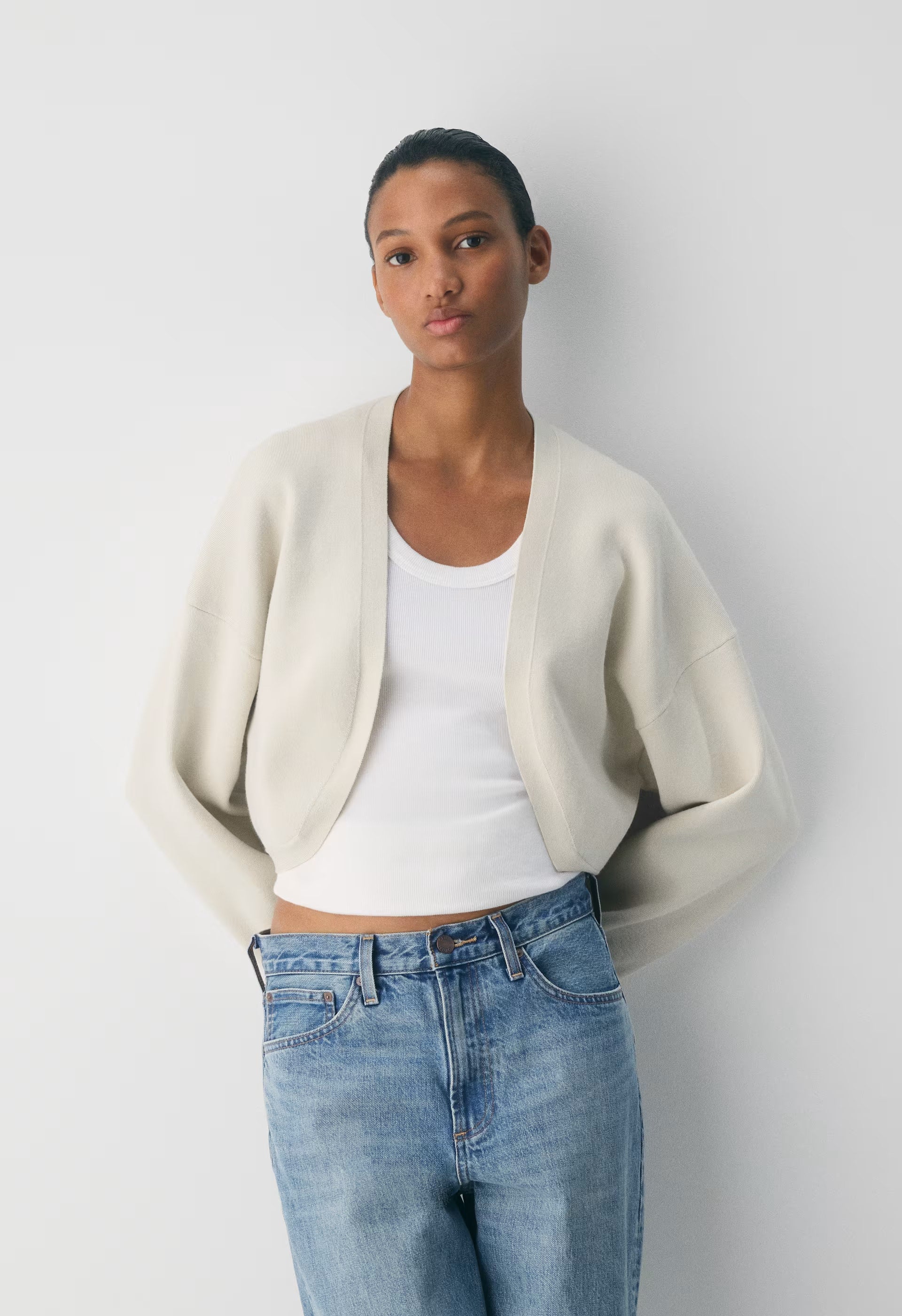 New Decision Shrug - Wonder Yarn - MATTE PEARL