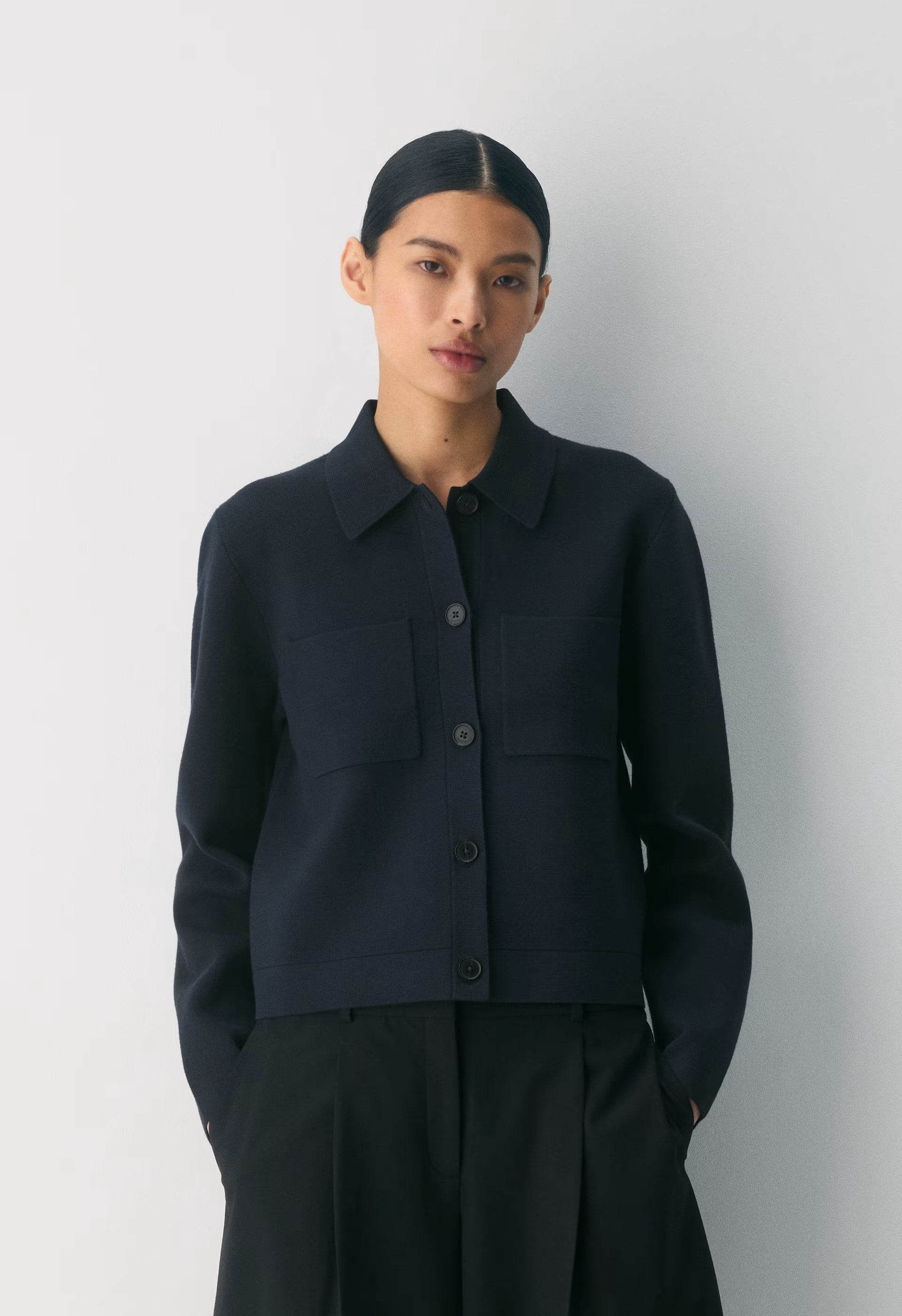 Society Cardigan - Wonder Yarn - DARK NIGHT NAVY