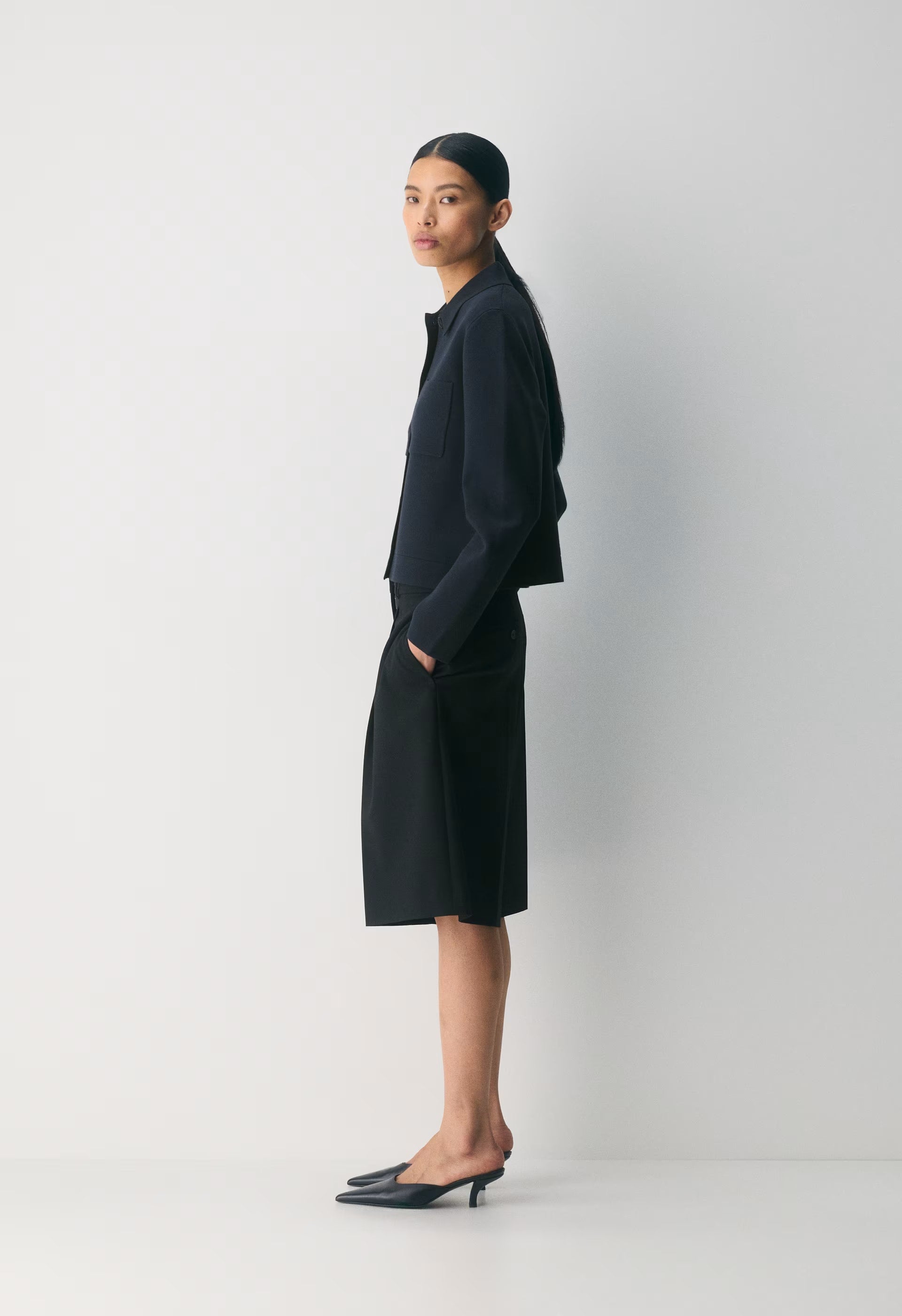 Society Cardigan - Wonder Yarn - DARK NIGHT NAVY