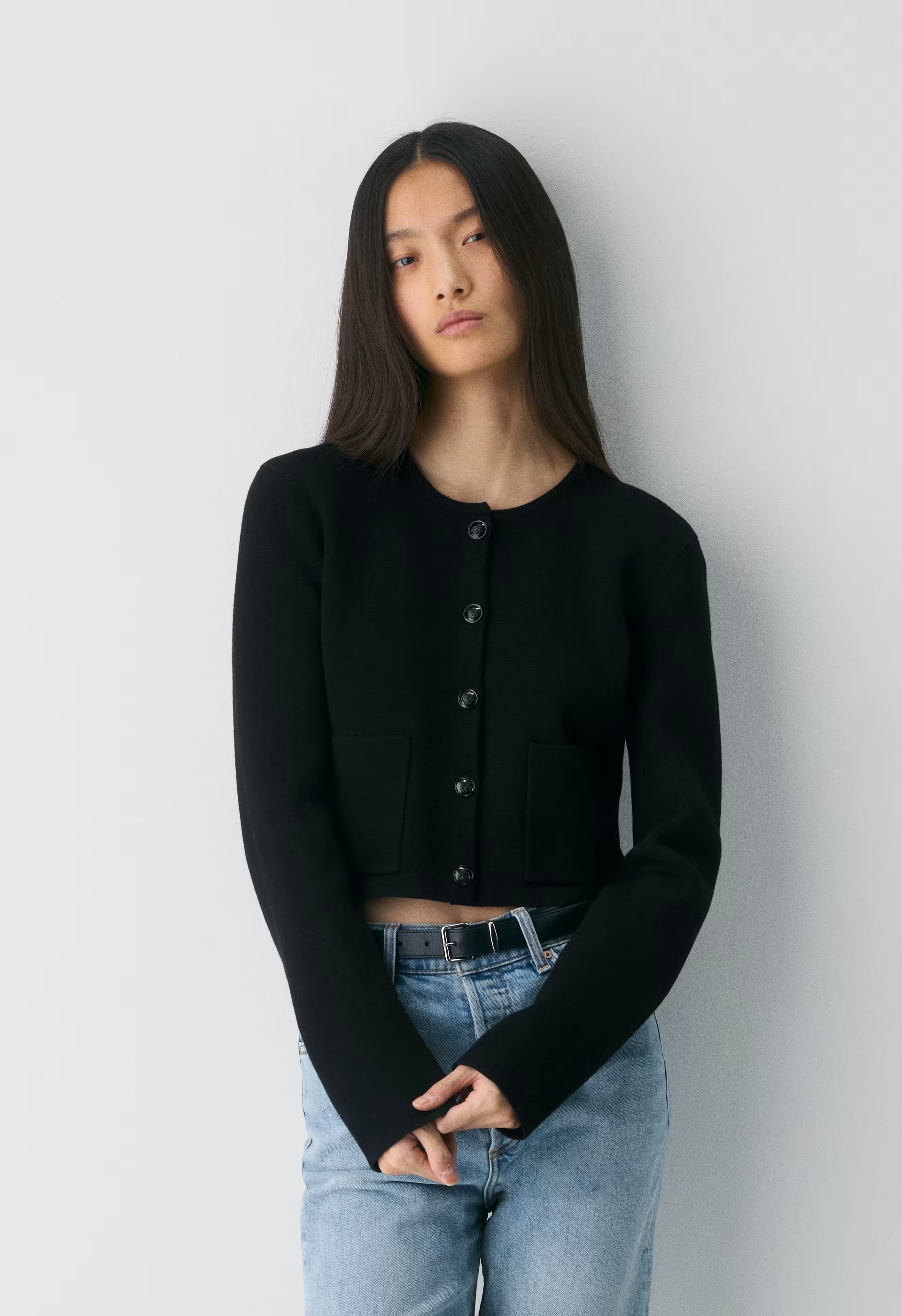 Notable Cardigan - Wonder Yarn - BLACK