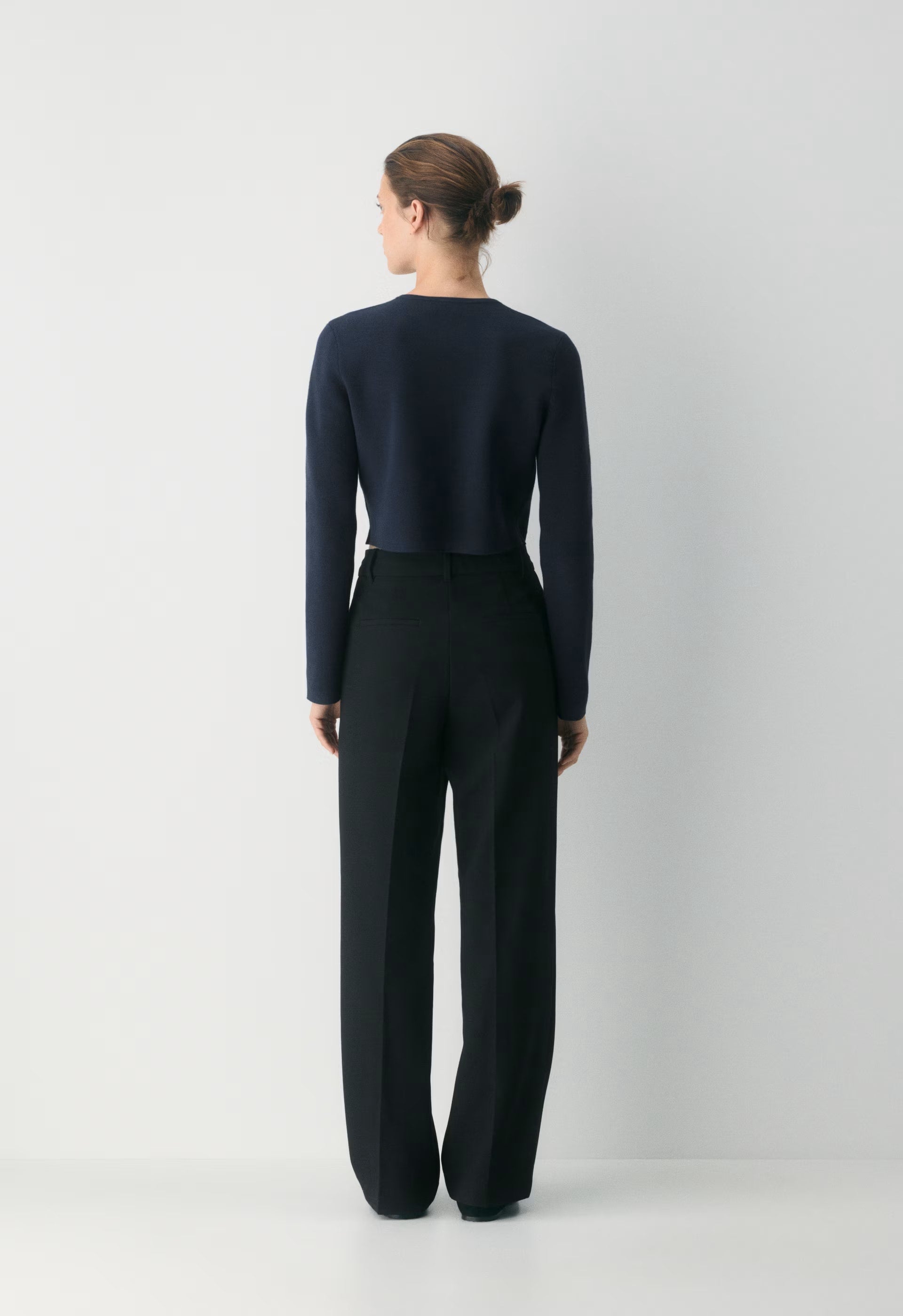 Notable Cardigan - Wonder Yarn - DARK NIGHT NAVY