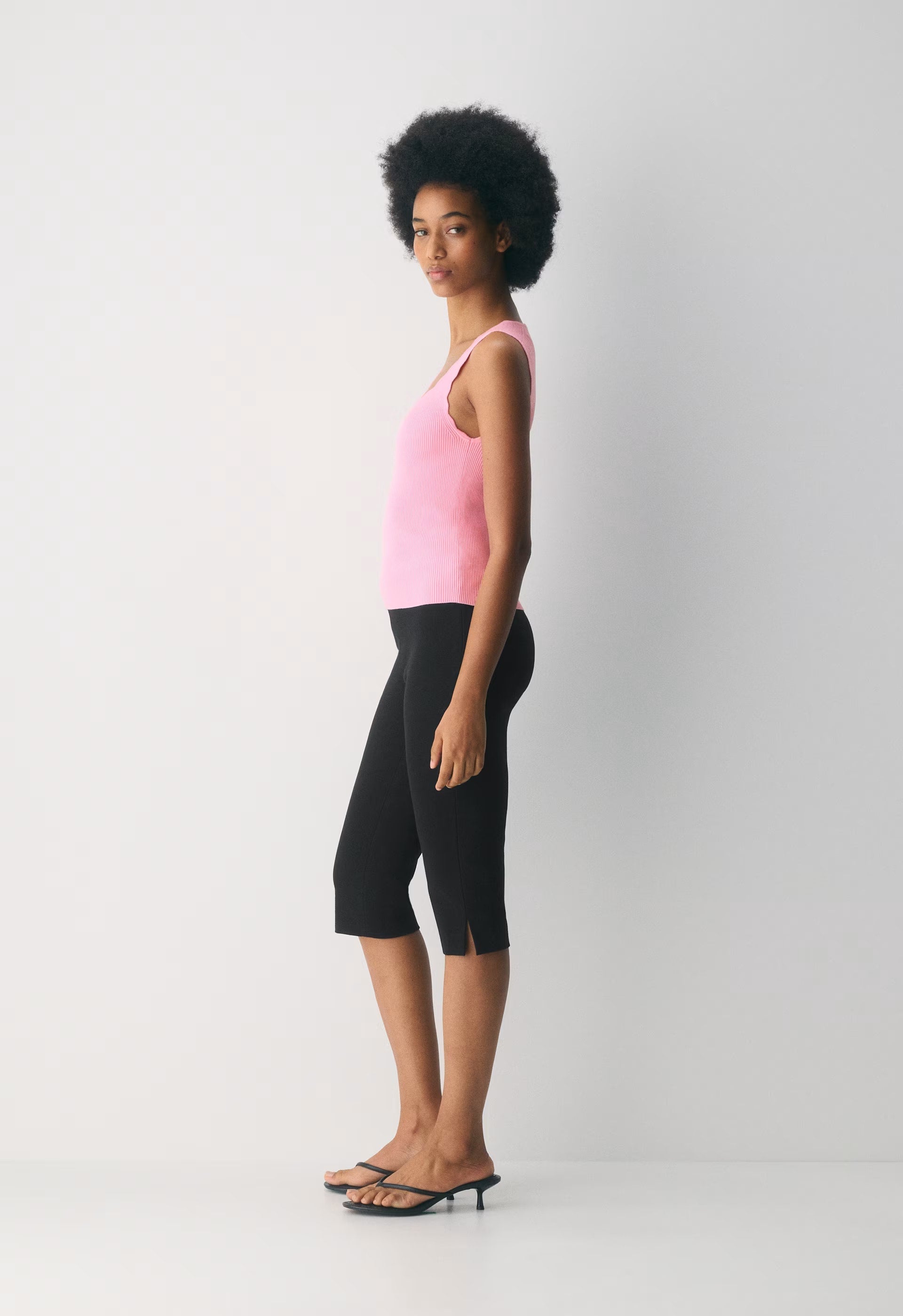 Setting Top - Wonder Yarn - JELLYBEAN PINK