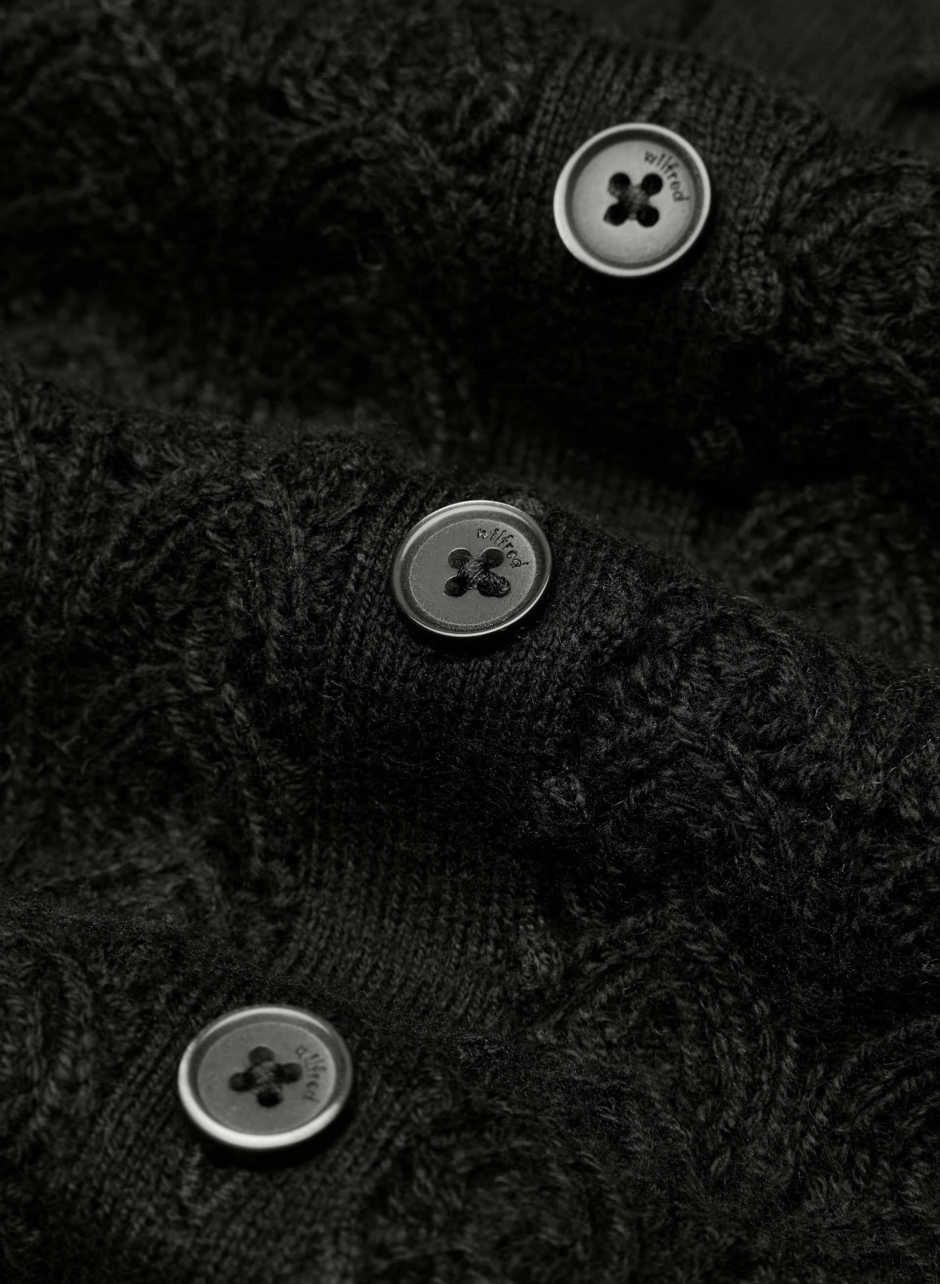 Prelusion Cardigan - BLACK