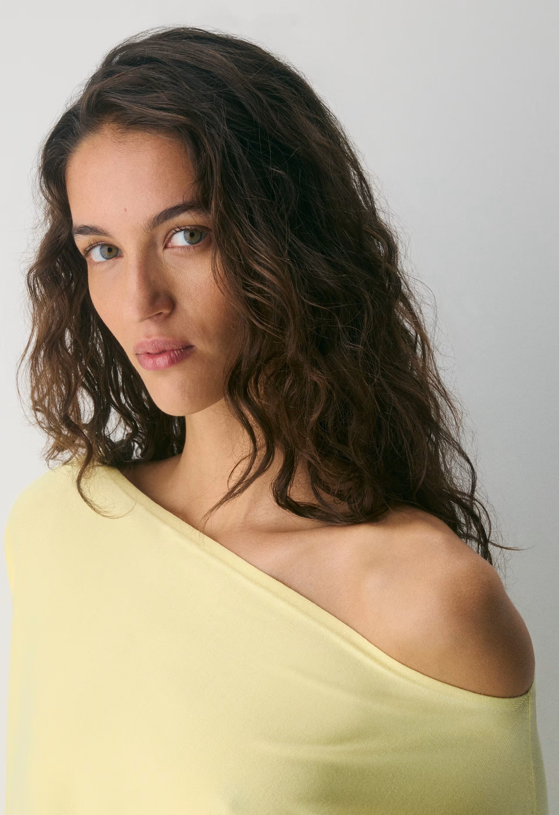 Inspiration Sweater - Wonder Yarn - LEMONADE