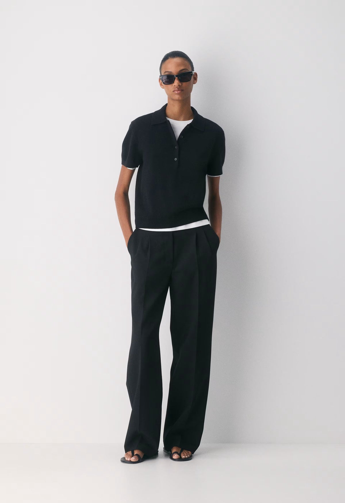 Bare Cashmere Cellini Shortsleeve Sweater - BLACK
