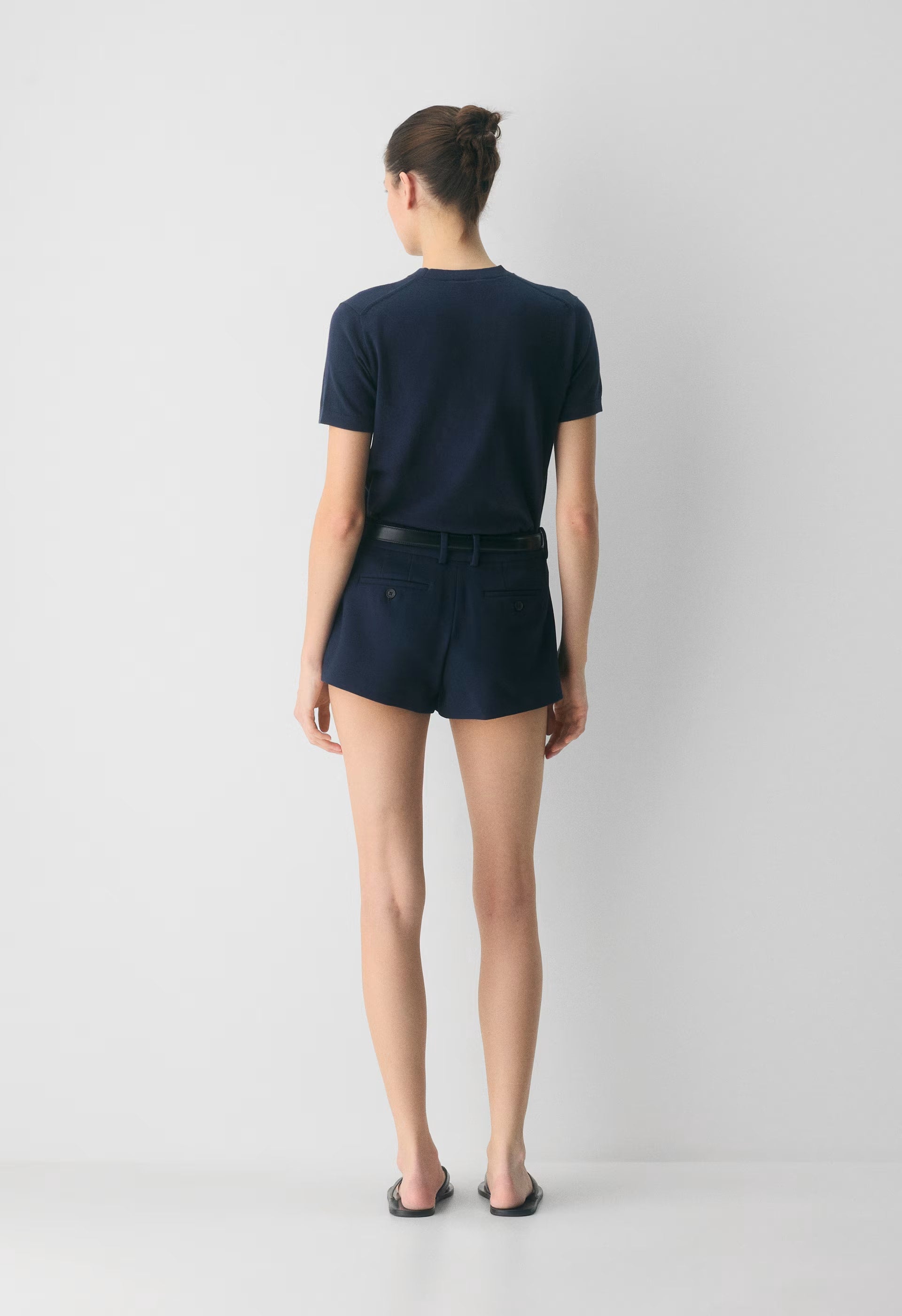 Bloor Shortsleeve Sweater - ADMIRAL