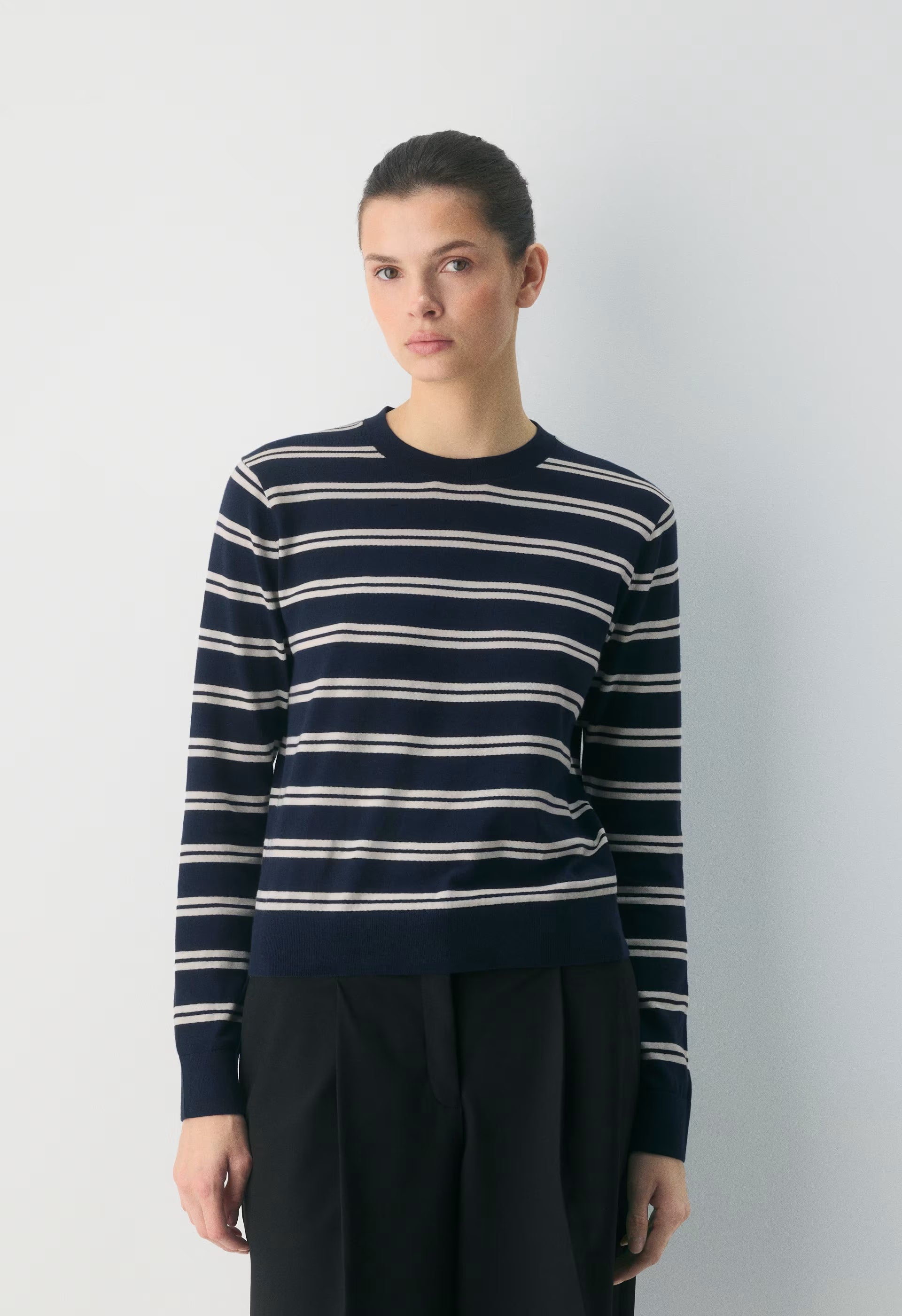 Bloor Sweater - ADMIRAL/ LIGHT BIRCH