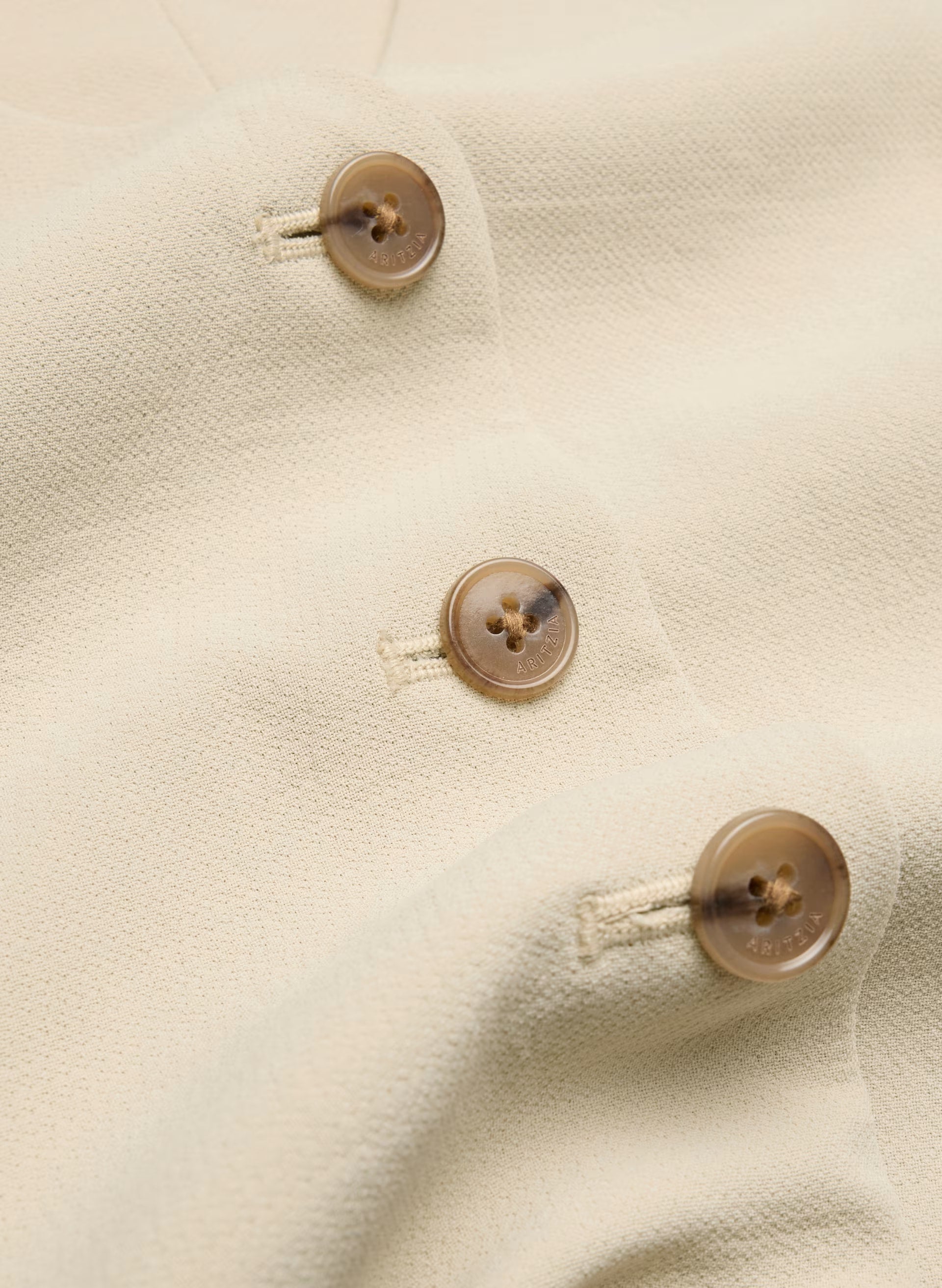 Pacino Vest - Crepette™ - MARCONA BEIGE