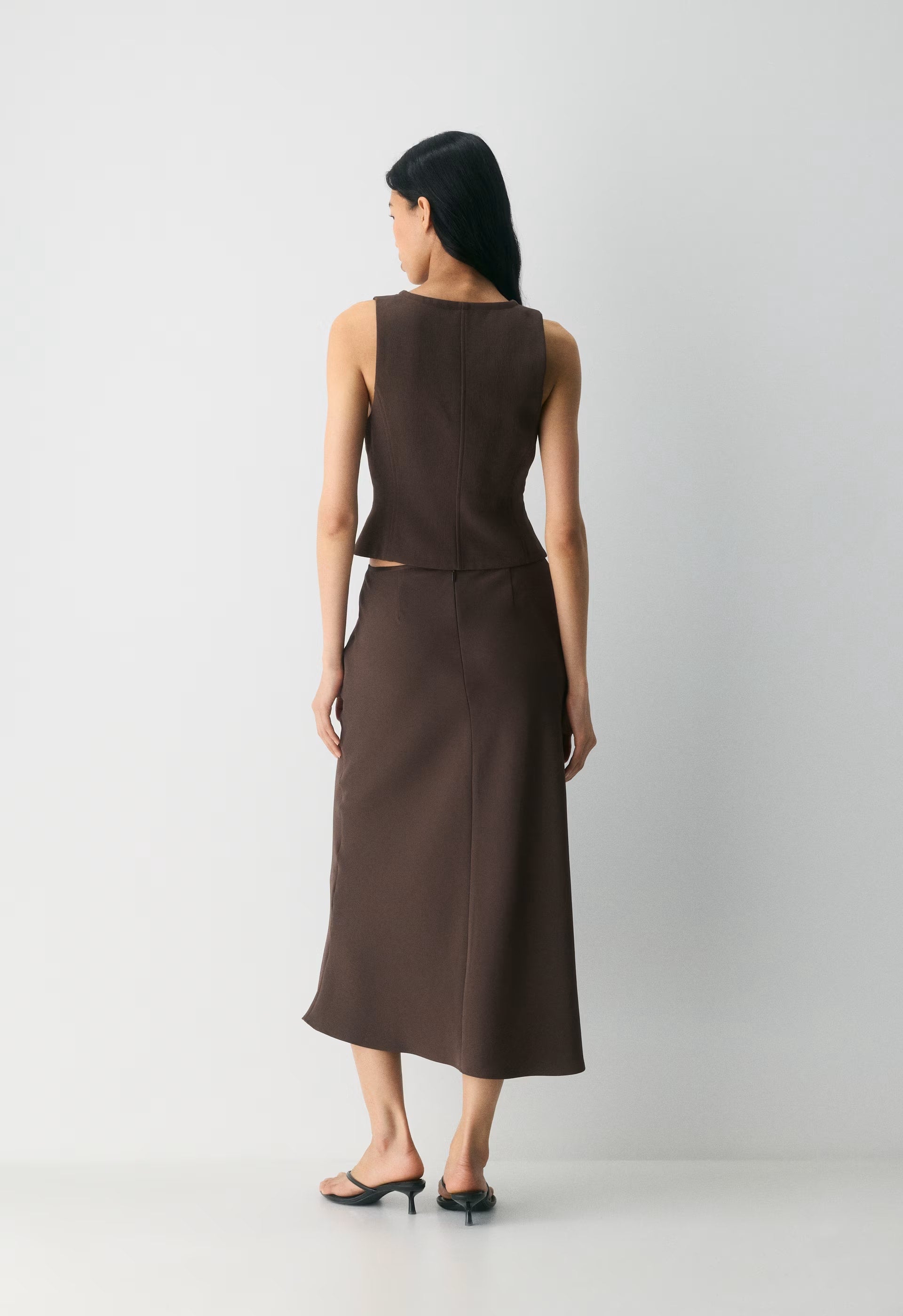 Attire Vest - Crepette™ - RICH MOCHA BROWN