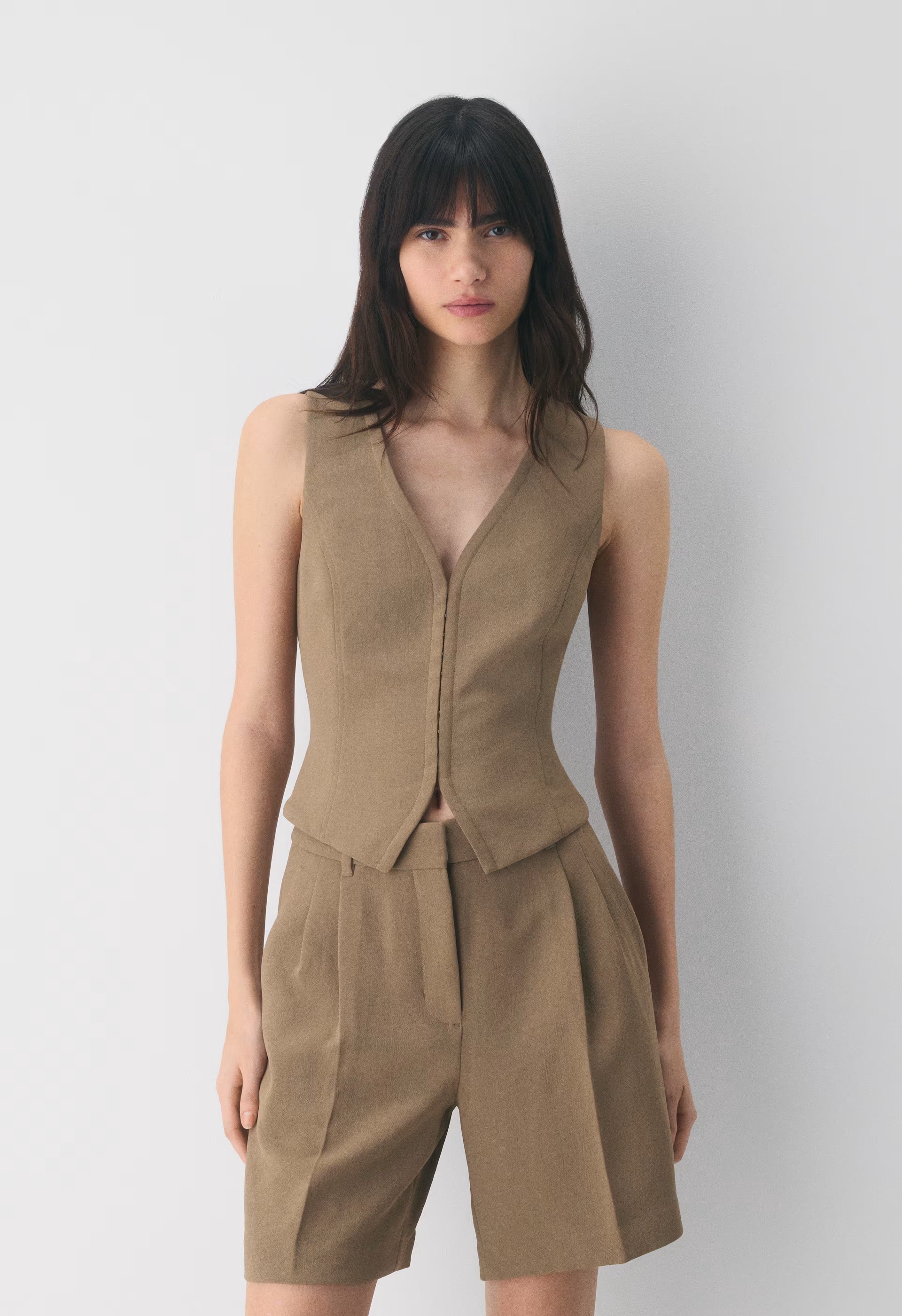 Attire Vest - Crepette™ - FOLIO TAUPE