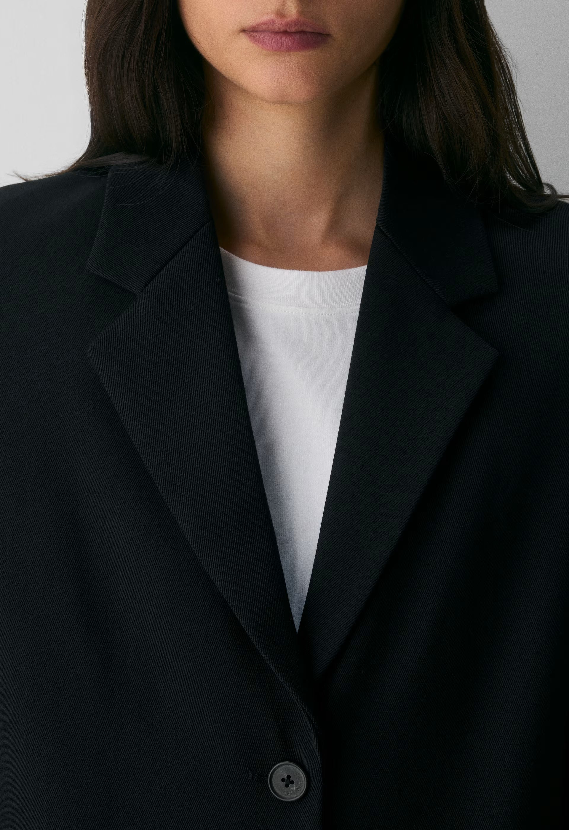 The Genre Coat - BLACK