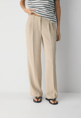 The Effortless Pant™ Lo-Rise - Crepette™ - MARCONA BEIGE