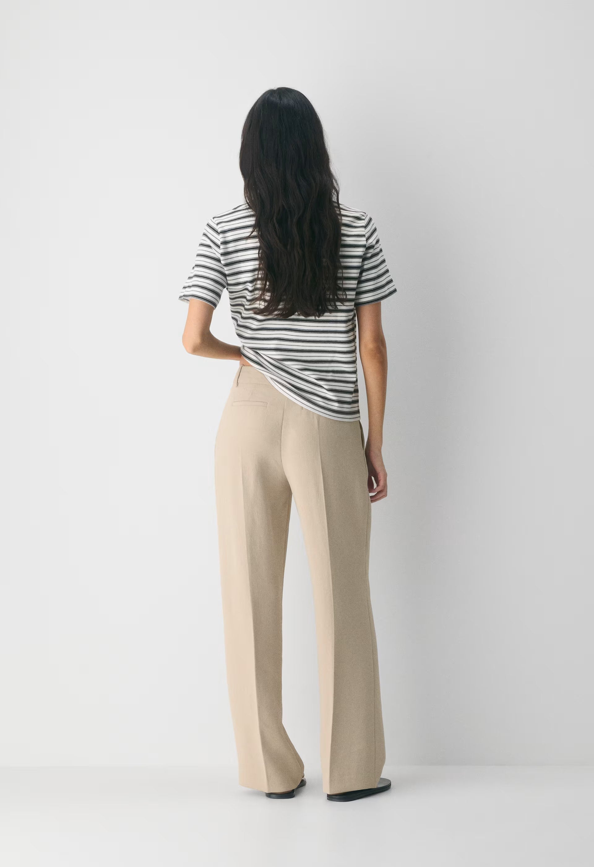 The Effortless Pant™ Lo-Rise - Crepette™ - MARCONA BEIGE
