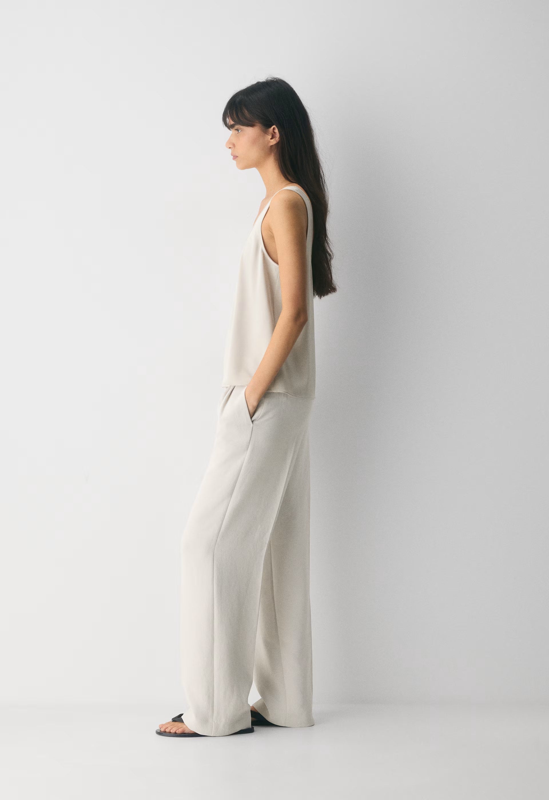 The Effortless Pant™ Lo-Rise - Crepette™ - METROPOLIS BEIGE