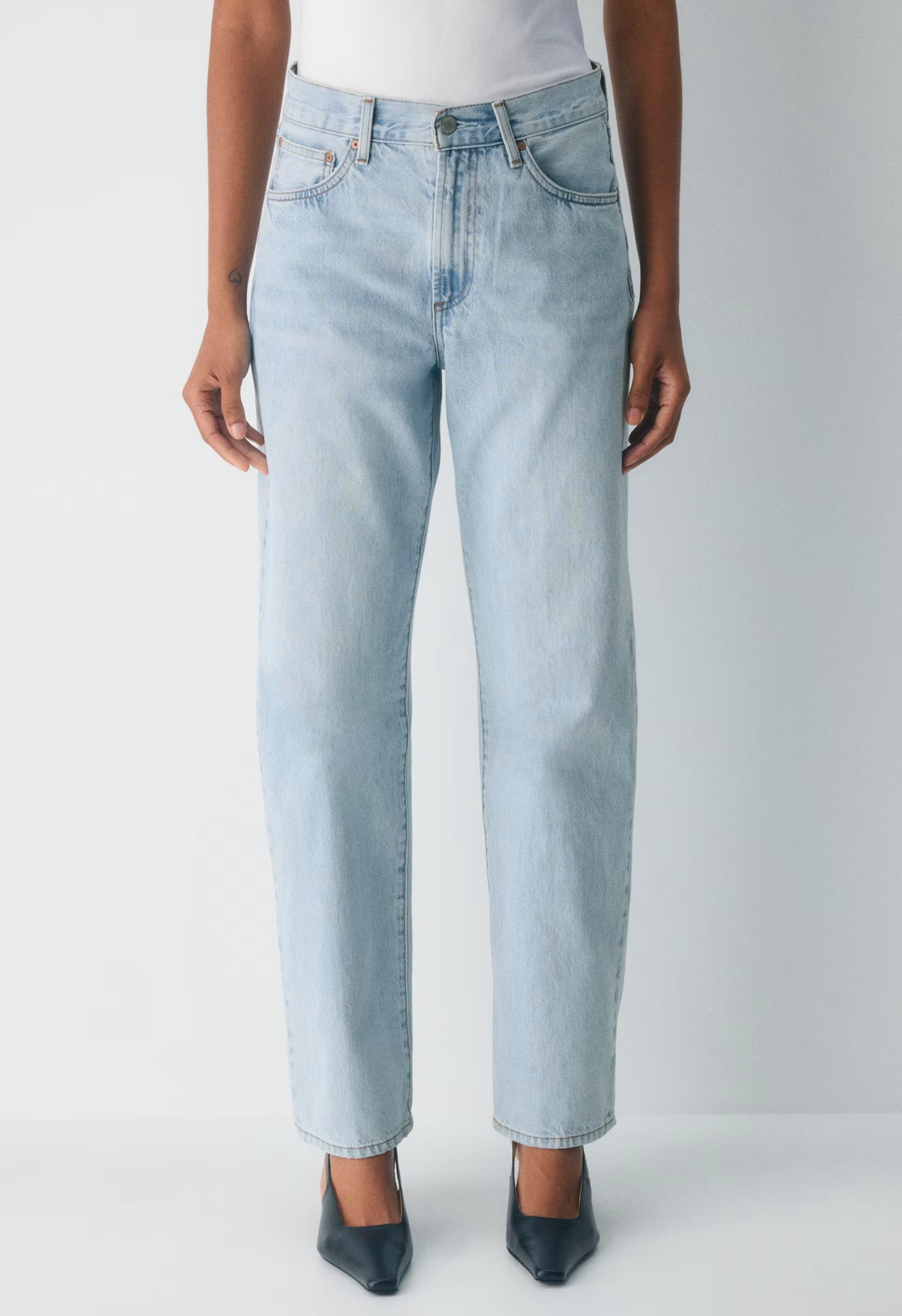 Denim Forum The '90s Marlo Hi-Rise Baggy Jean - 15 YRS BRL THR BLEU