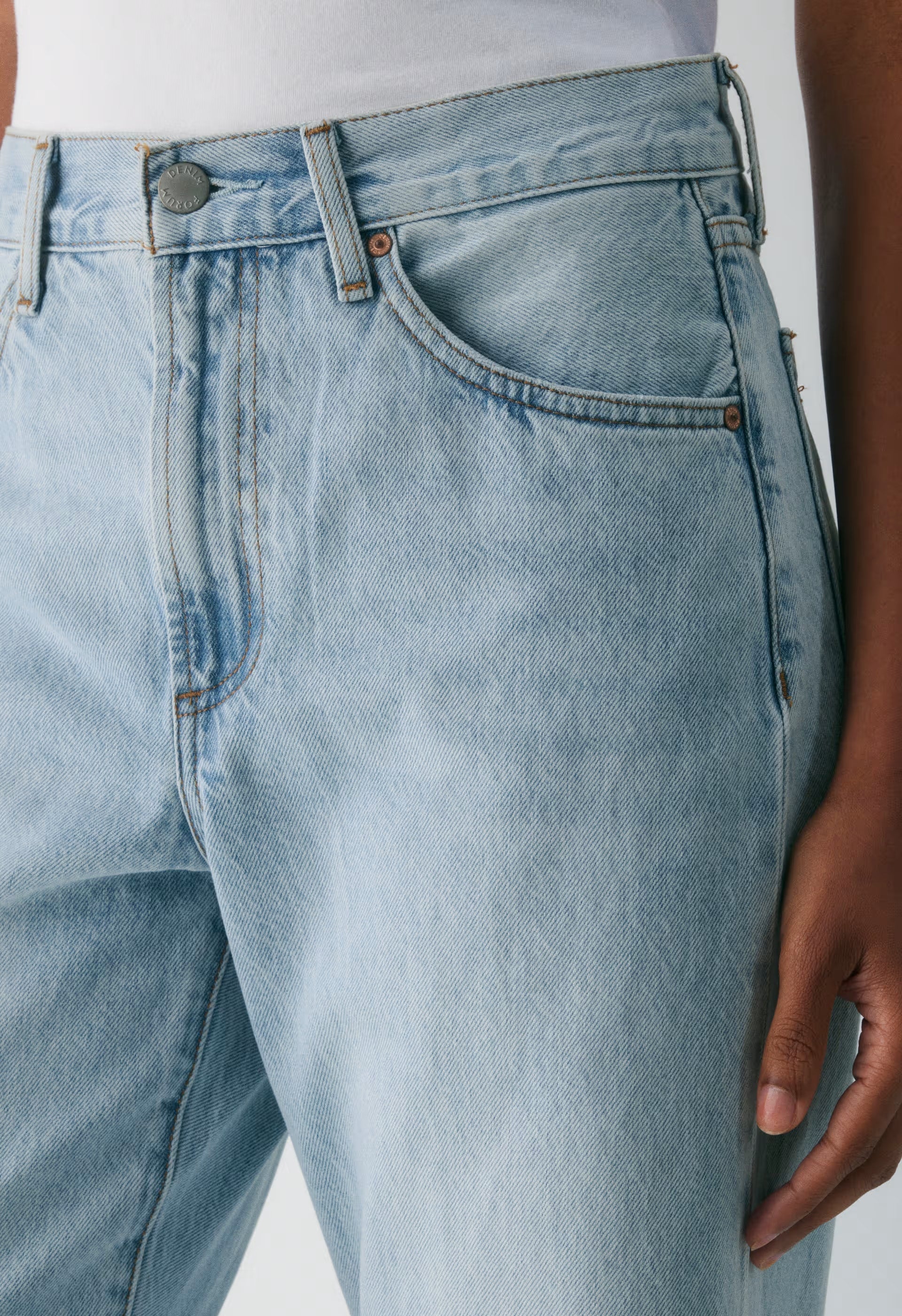 Denim Forum The '90s Marlo Hi-Rise Baggy Jean - 15 YRS BRL THR BLEU