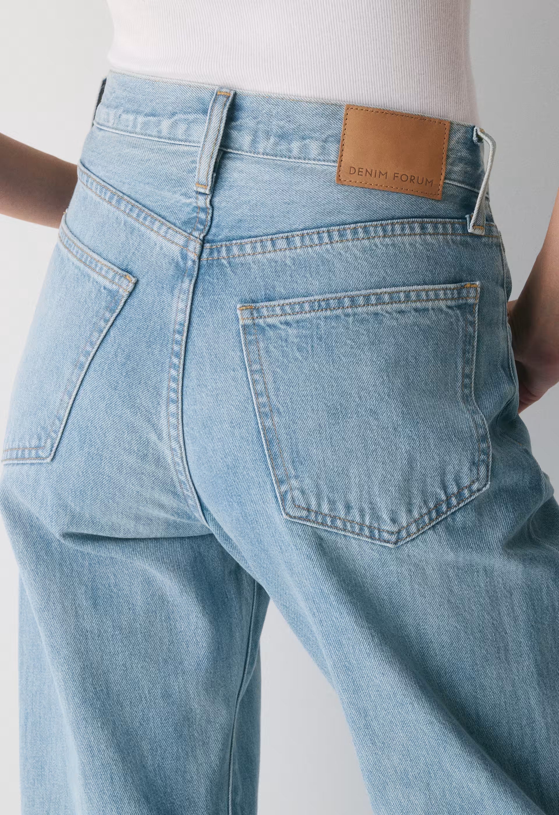 Denim Forum The '90s Marlo Hi-Rise Baggy Jean - 7 YRS BLEU TABOO