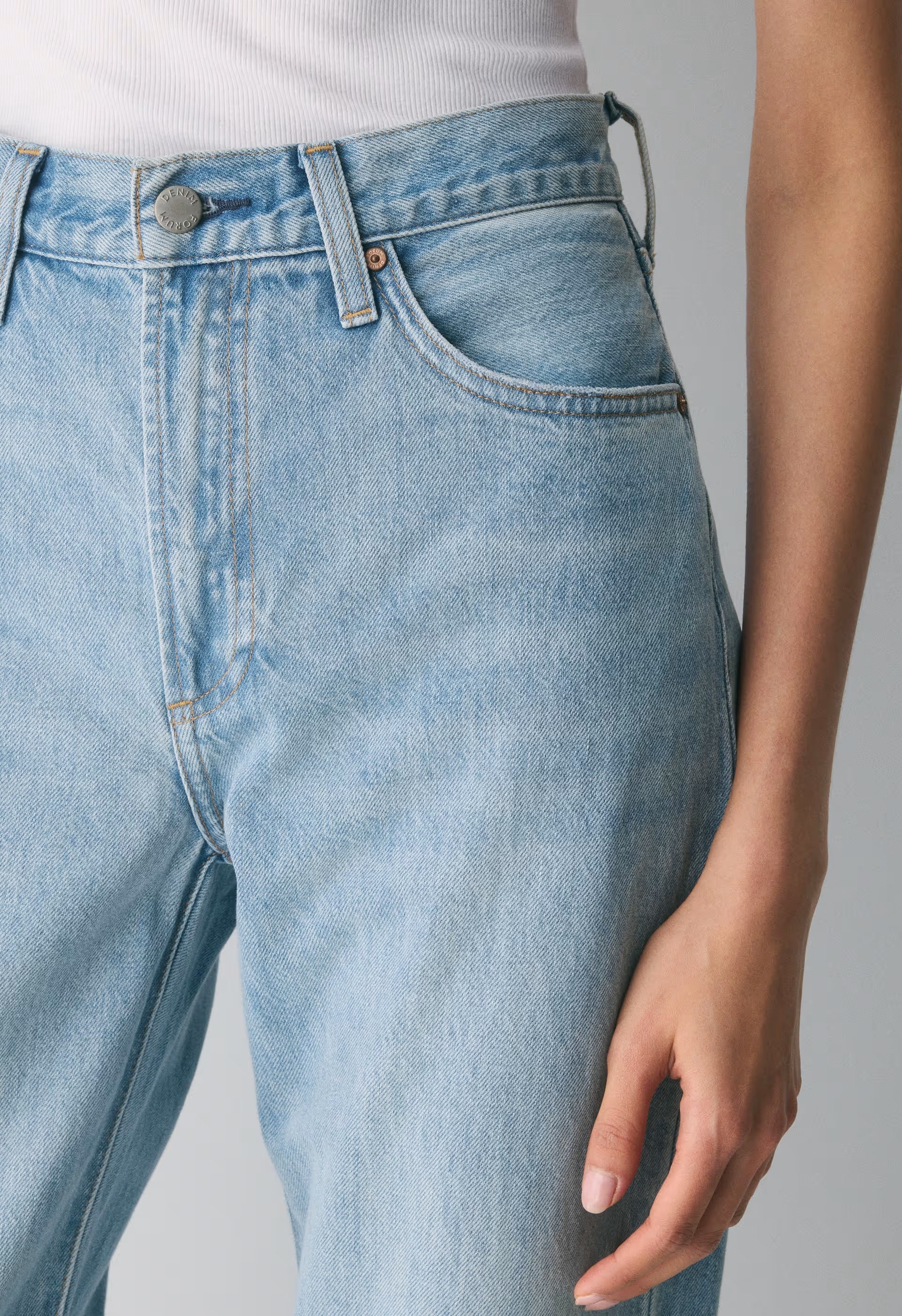 Denim Forum The '90s Marlo Hi-Rise Baggy Jean - 7 YRS BLEU TABOO