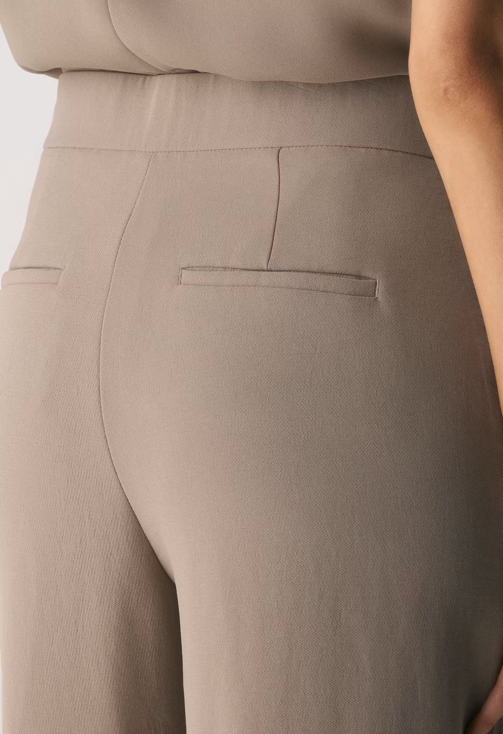 The Limitless Pant™ - Crepette™ - NOMAD TAUPE