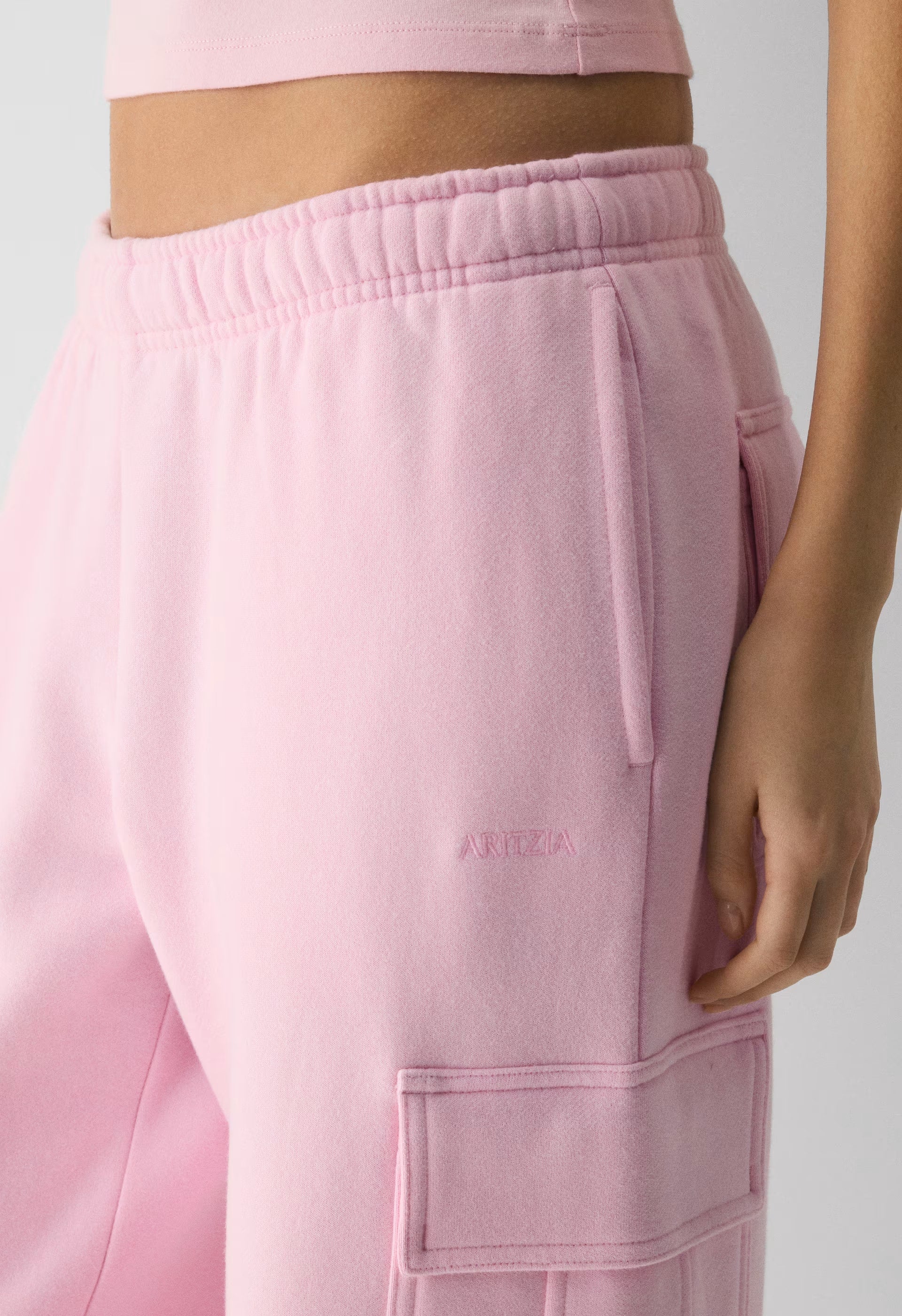 Cozy Sweatfleece Mega Cargo™ Sweatpant - MILKSHAKE PINK