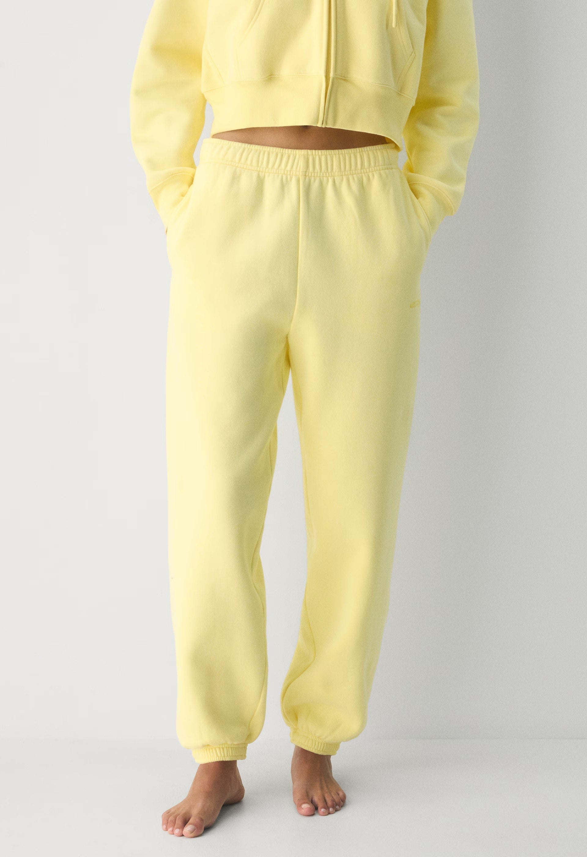 Cozy Sweatfleece Mega Jogger - LEMONADE