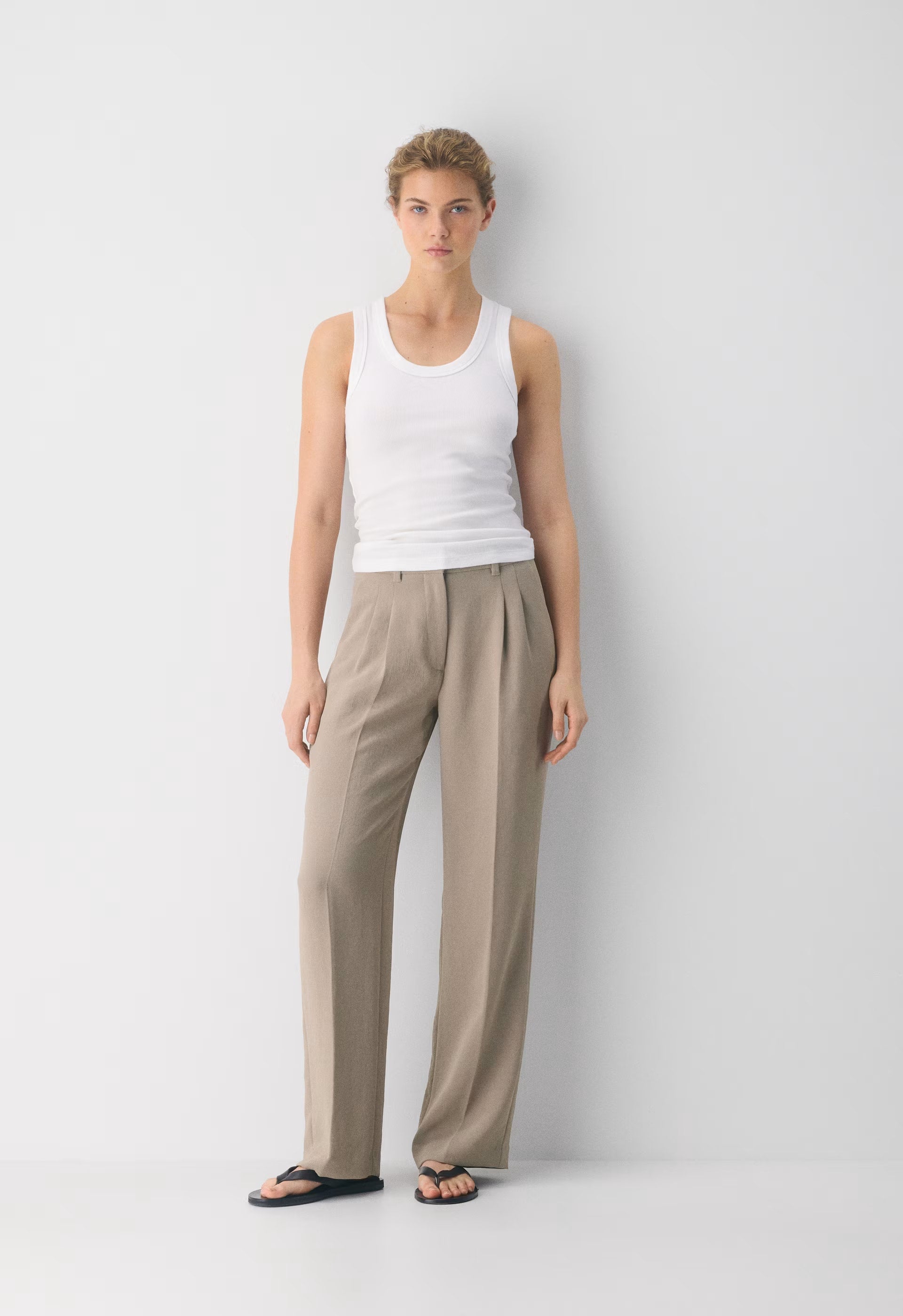 The Effortless Pant™ Curve-Fit - Crepette™ - BLACK