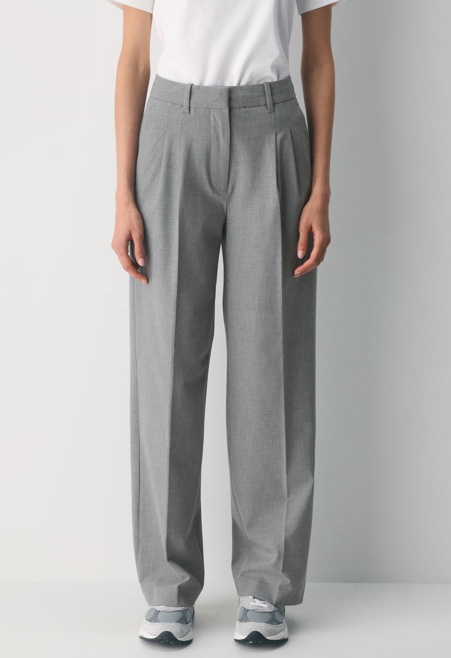 The Effortless Pant™ - Eversential™ Light - HEATHER DARK GREY