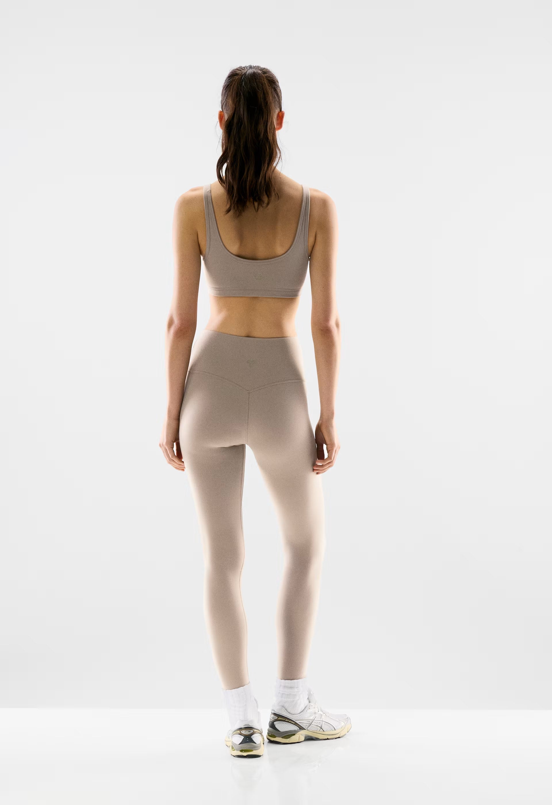 BUTTER Cheeky Hi-Rise 26 Legging - NOMAD TAUPE