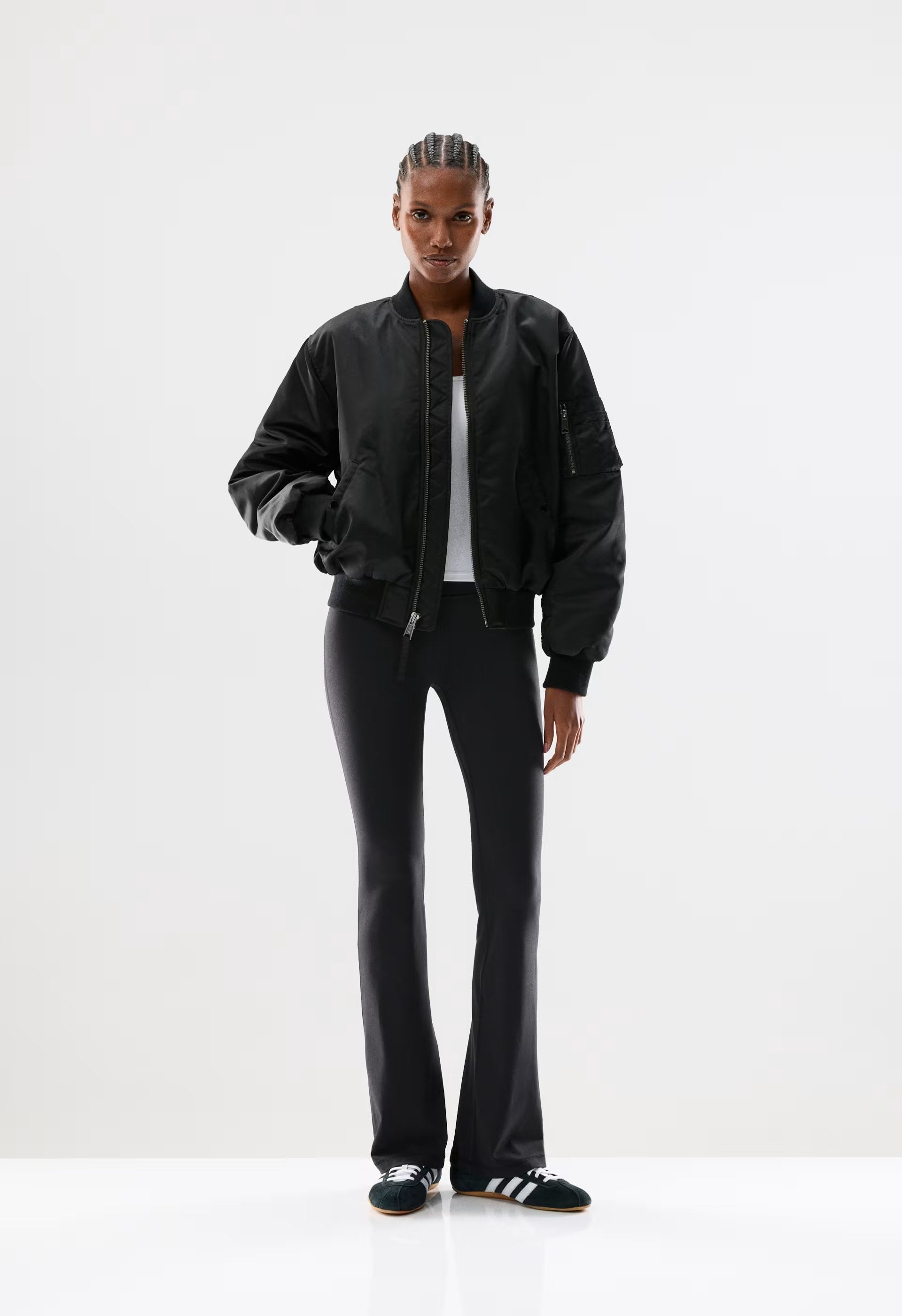 BUTTER Cheeky Hi-Rise Flare 32 Legging - HARBOUR NAVY