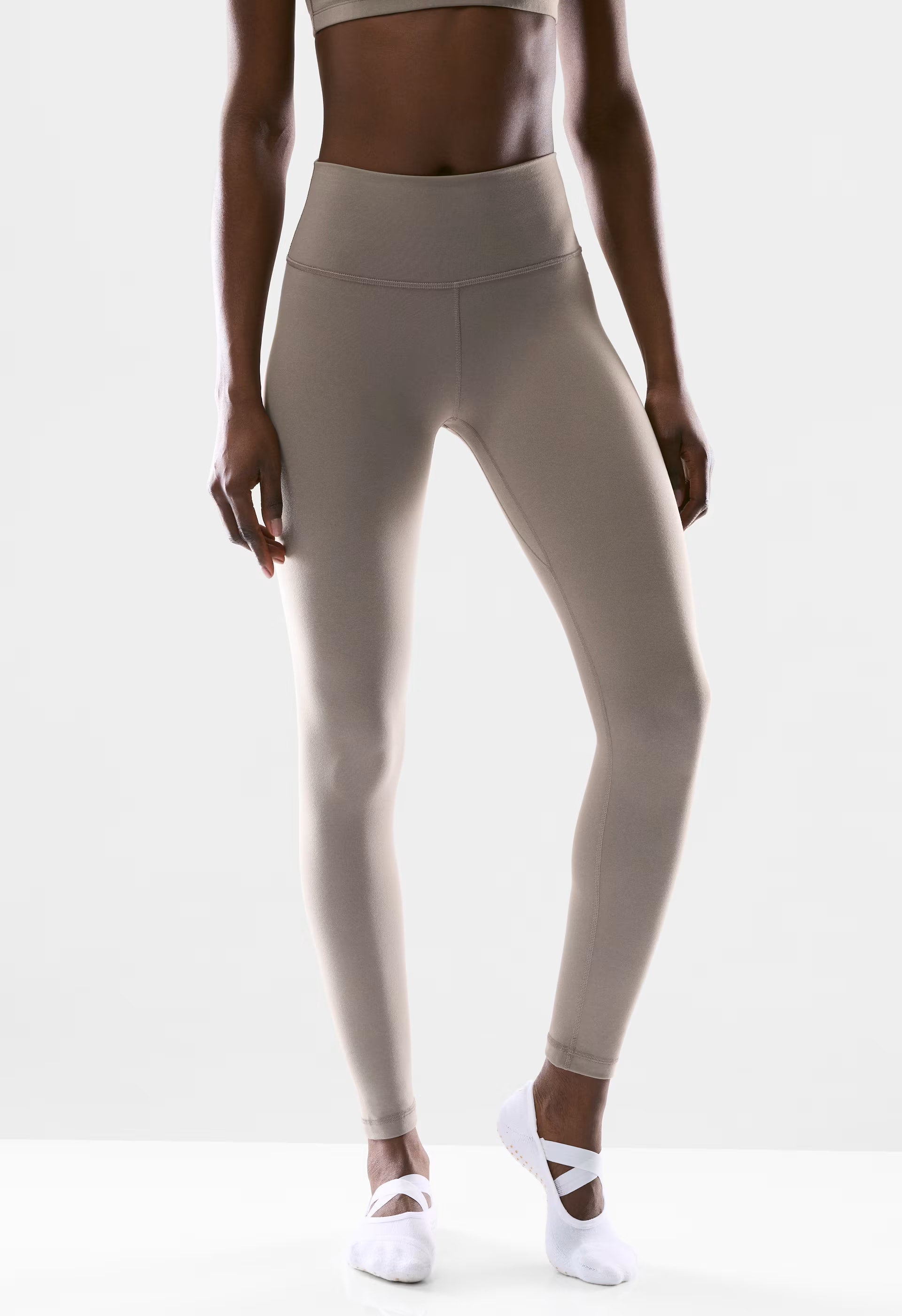 LIFE Atmosphere Hi-Rise 26 Legging - TURNER TAUPE
